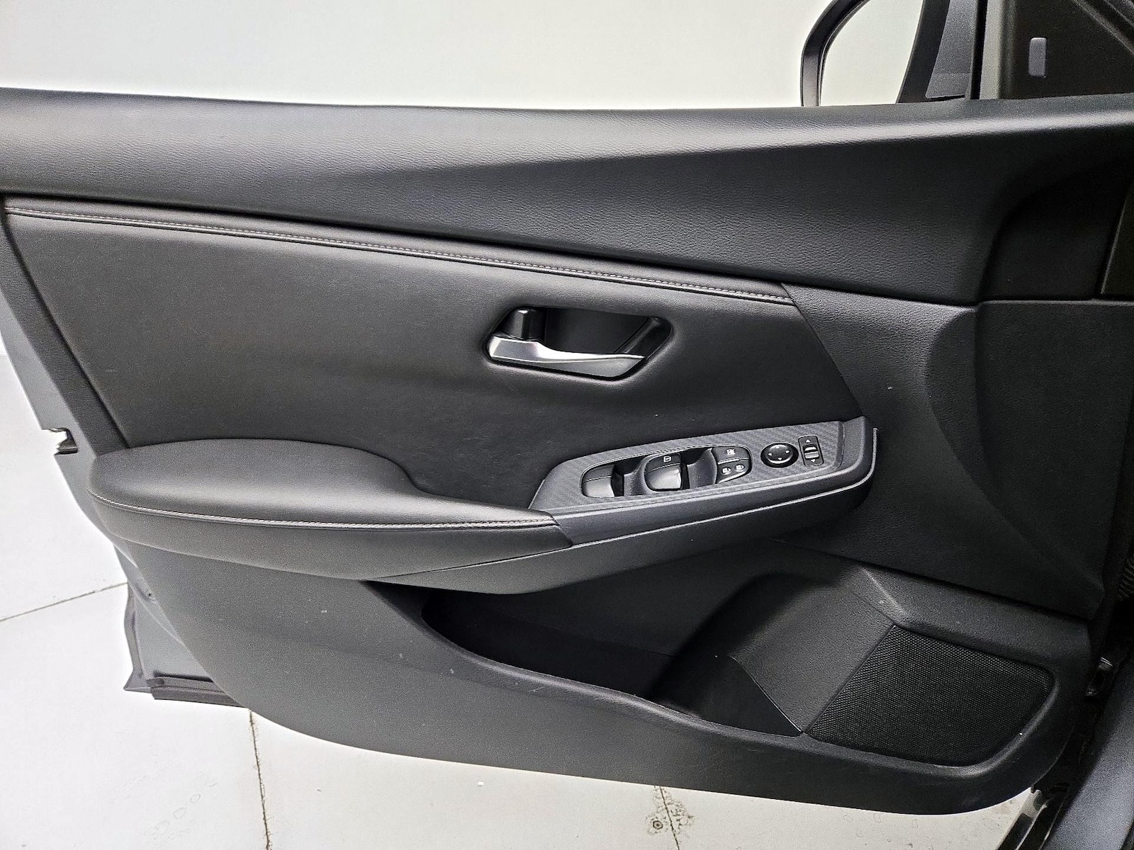 2024 Nissan Sentra SV - Photo 13