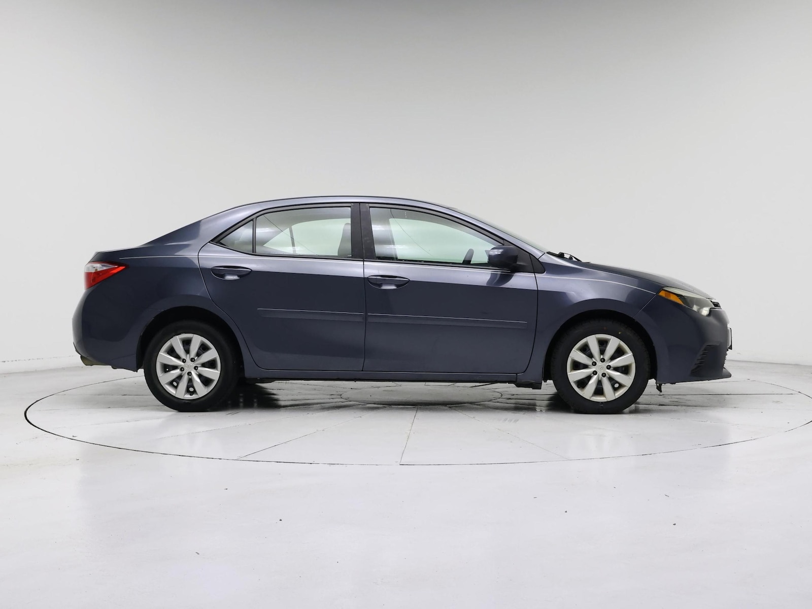 2015 Toyota Corolla LE - Photo 8