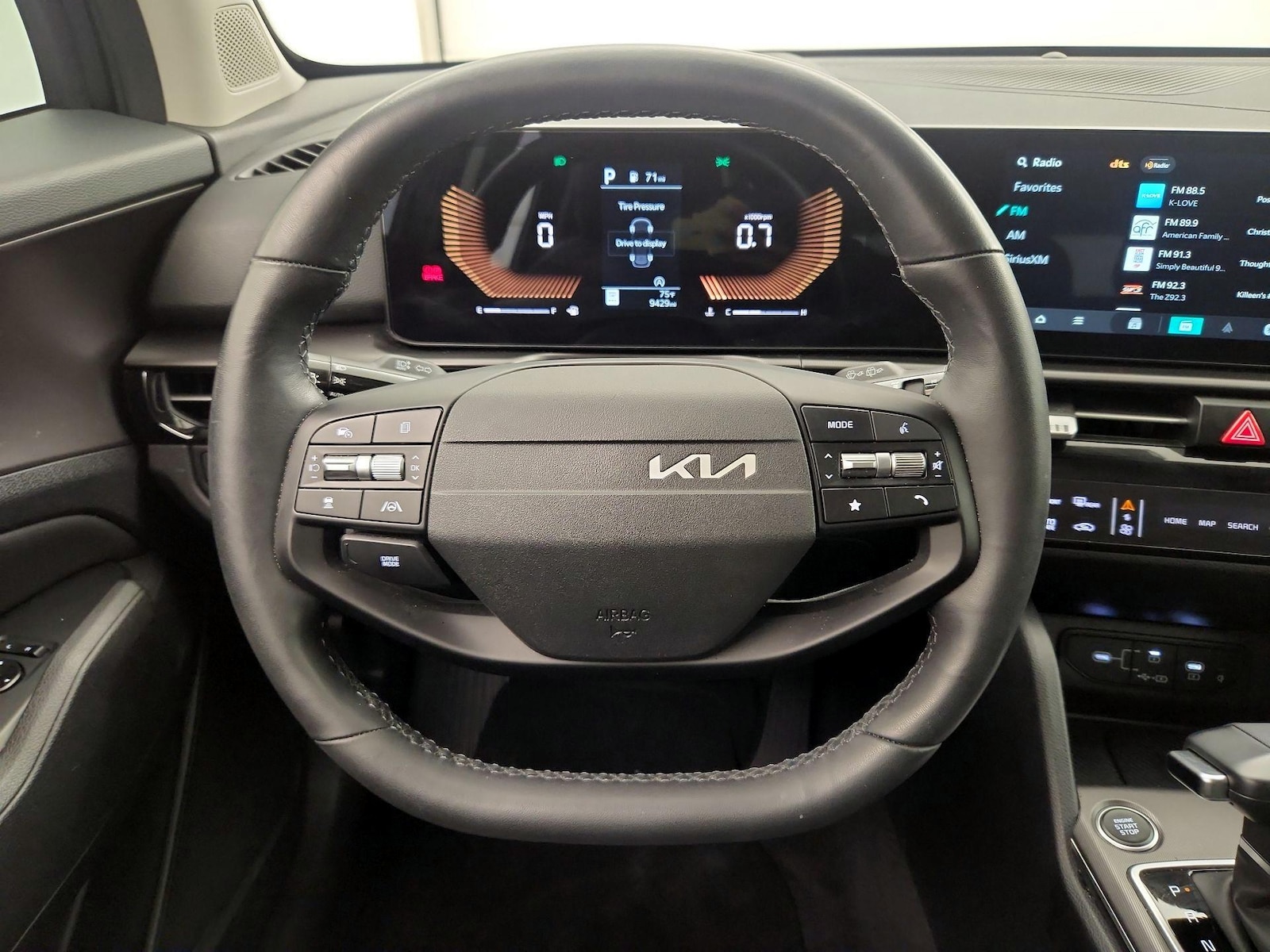 2026 Kia Sportage EX - Photo 11