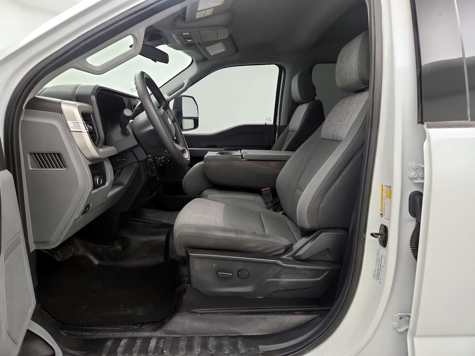 Power Seat(s) & Side Airbags