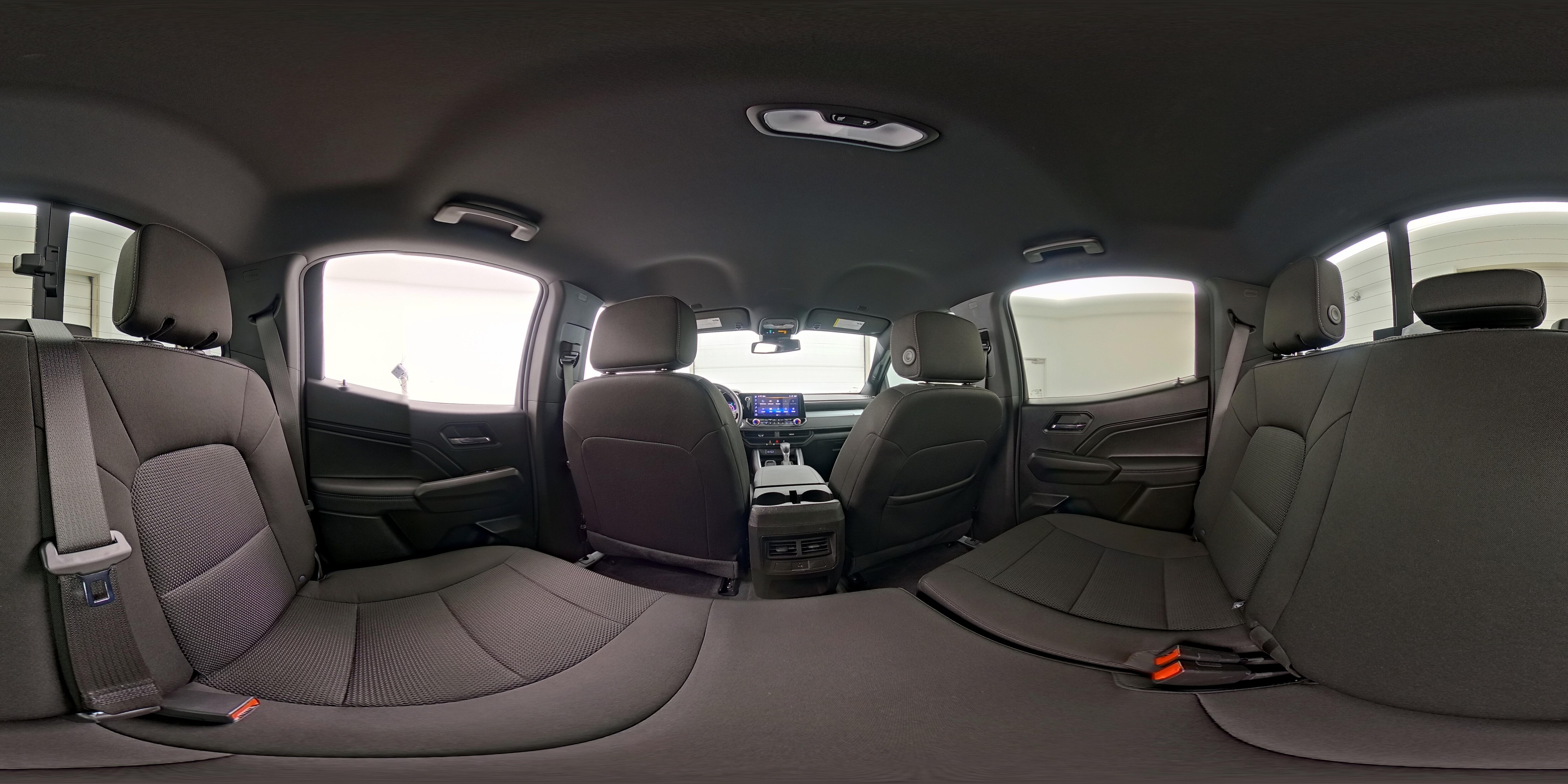 2025 Chevrolet Colorado LT - Photo 25