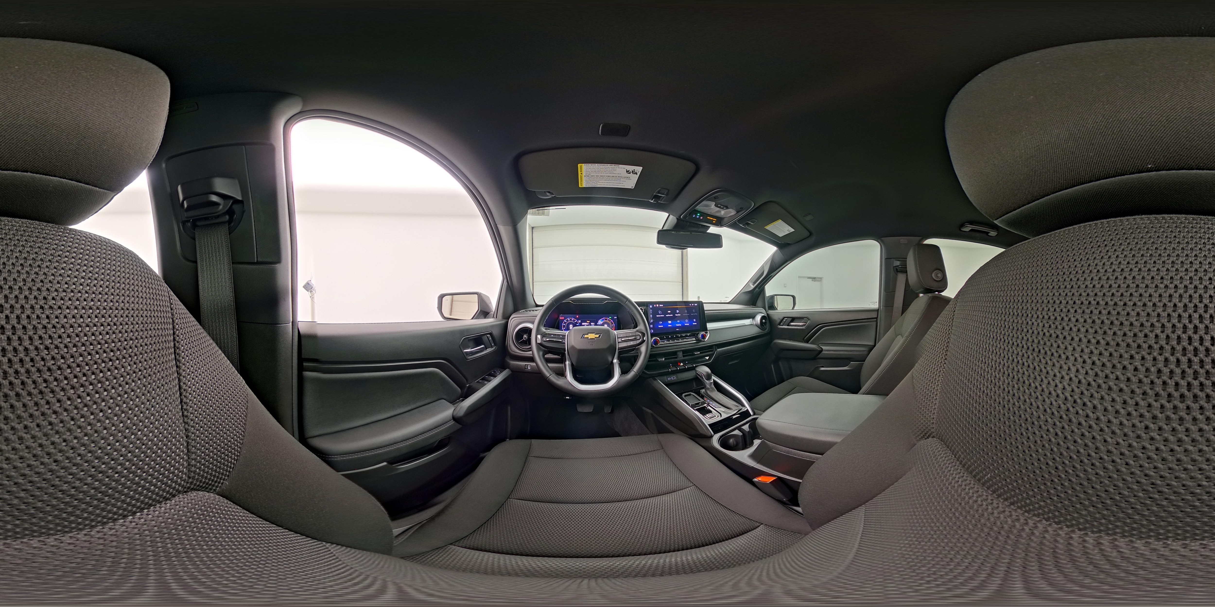 2025 Chevrolet Colorado LT - Photo 26