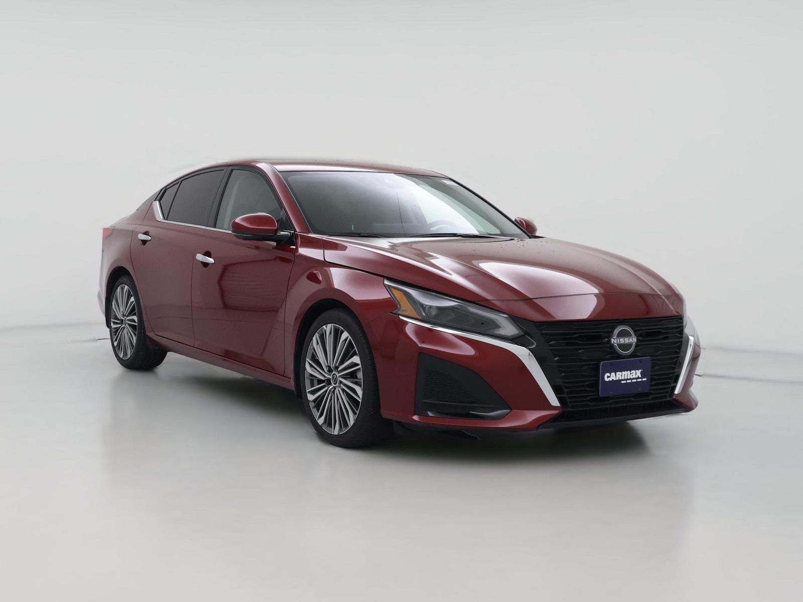 2025 Nissan Altima SL - Photo 1