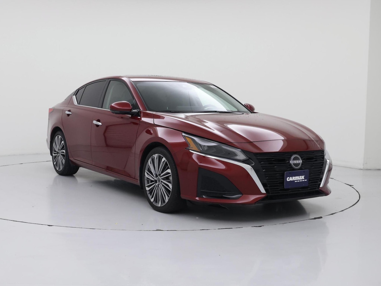 2025 Nissan Altima SL - Photo 2