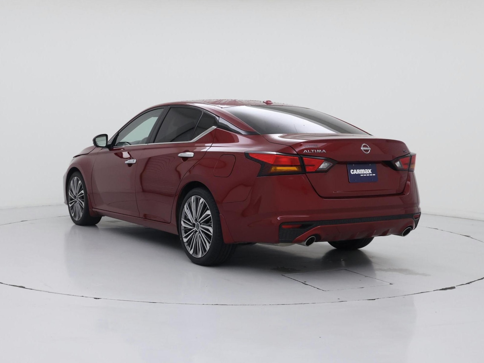 2025 Nissan Altima SL - Photo 3