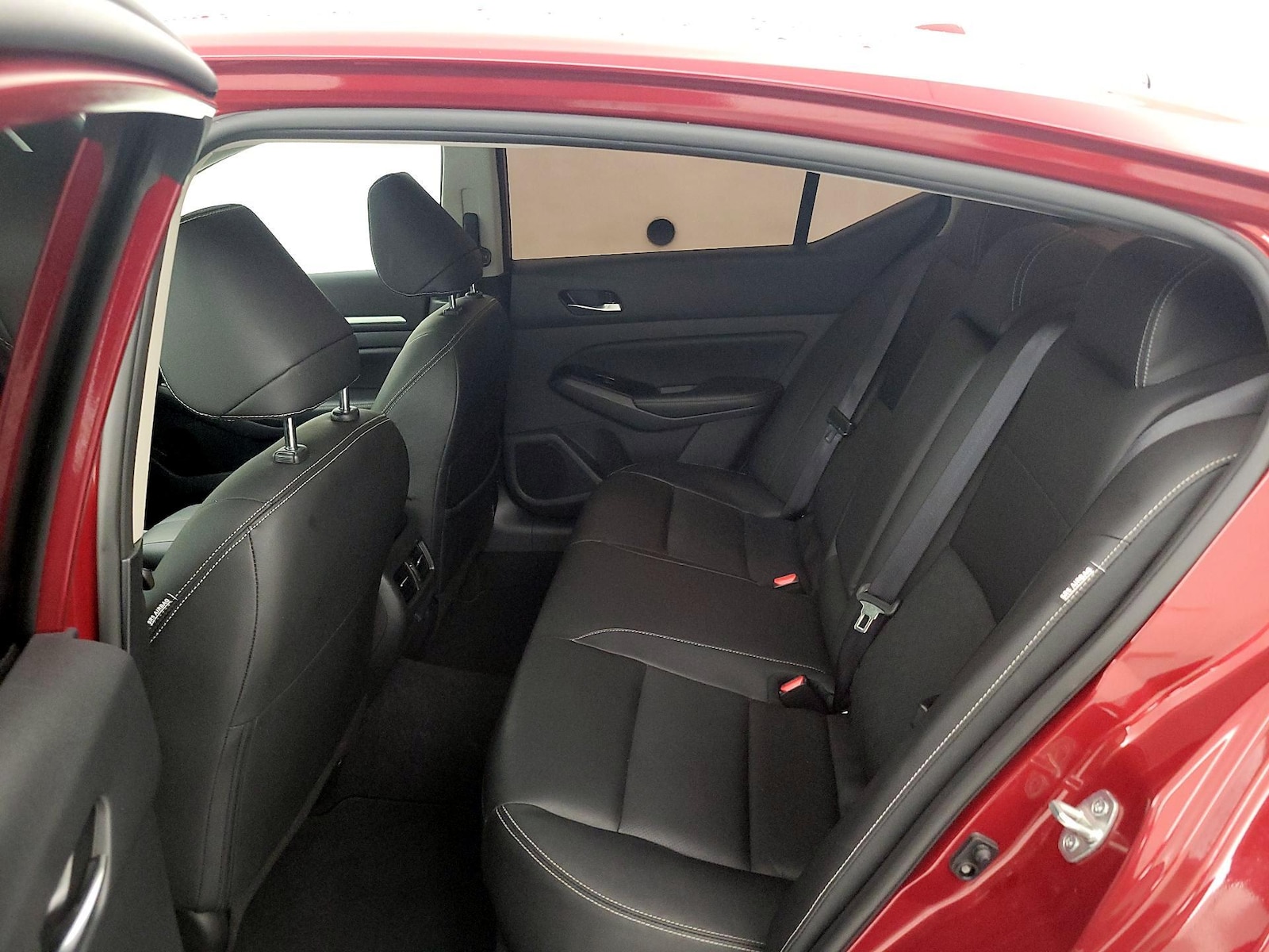 2025 Nissan Altima SL - Photo 22