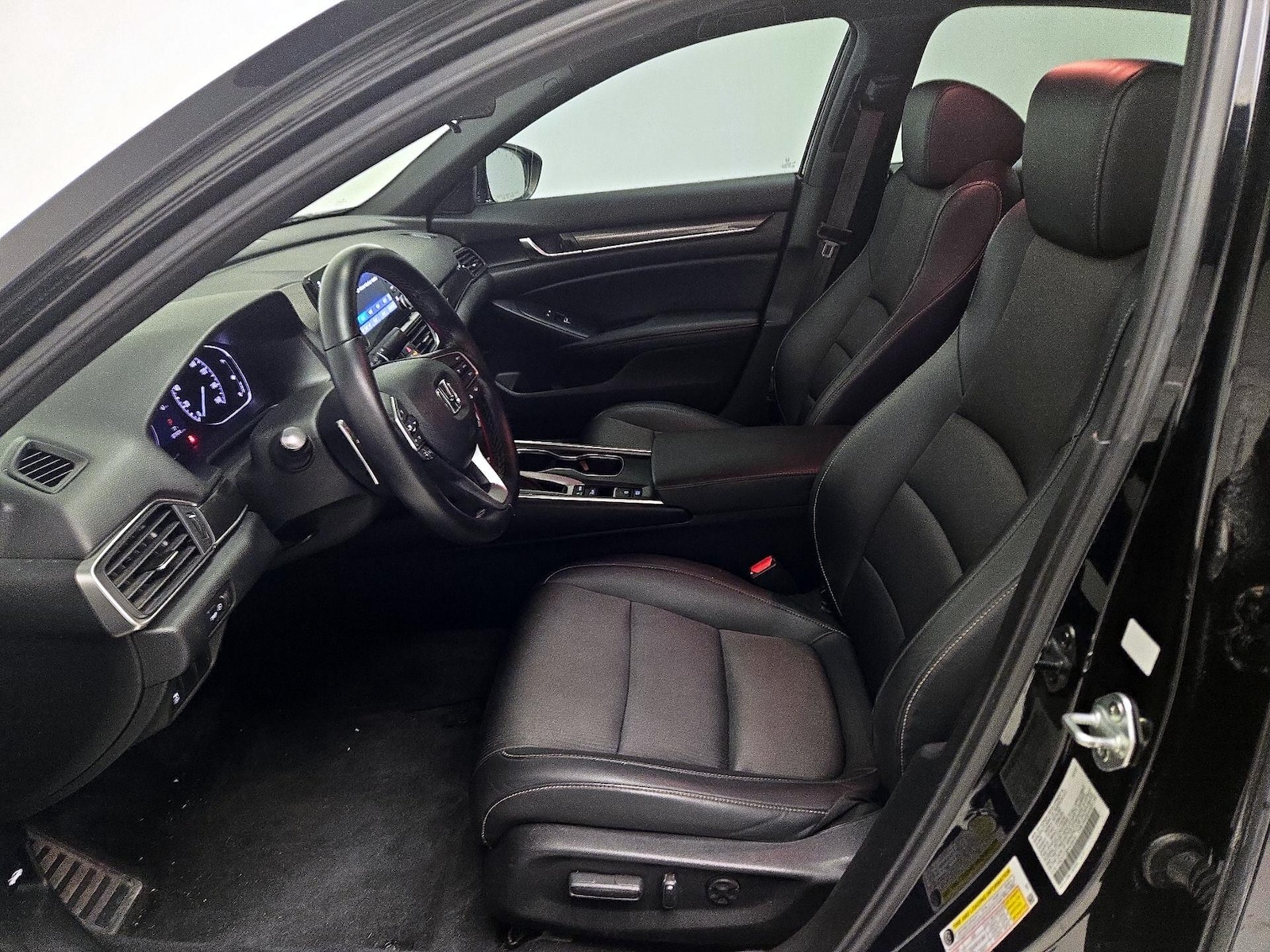 Power Seat(s) & Side Airbags