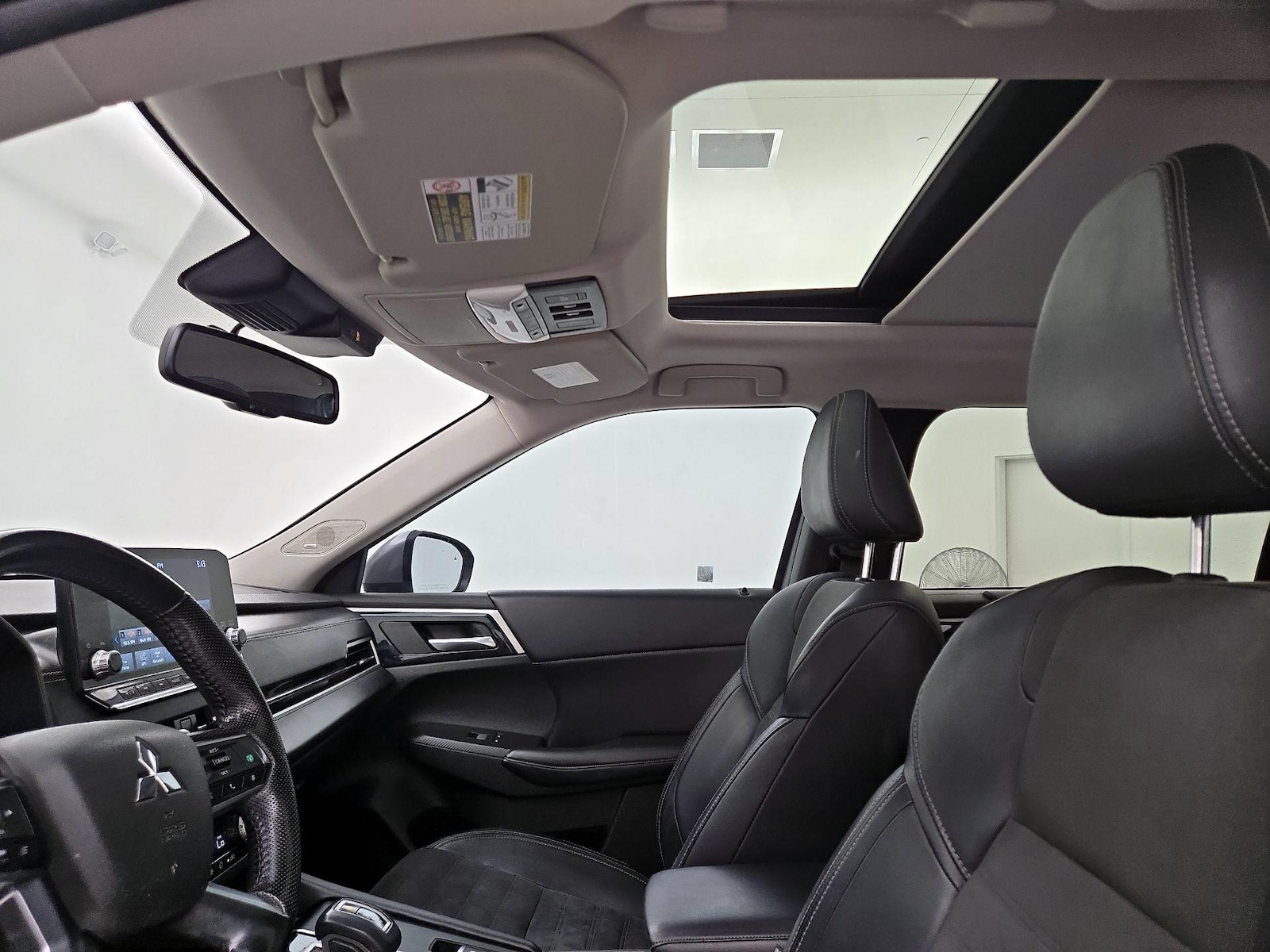 2023 Mitsubishi Outlander SE - Photo 20