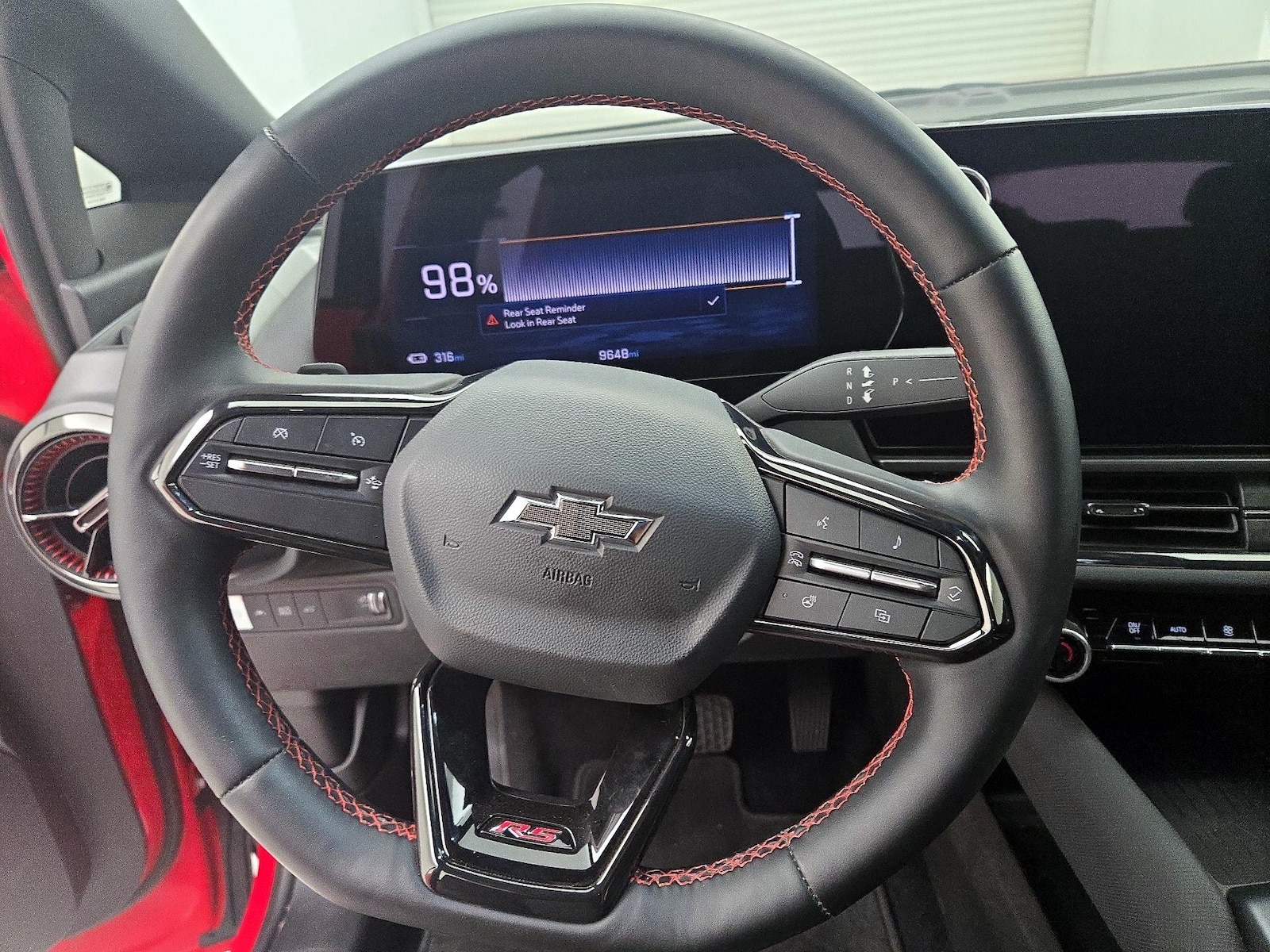 2024 Chevrolet Equinox EV RS - Photo 11