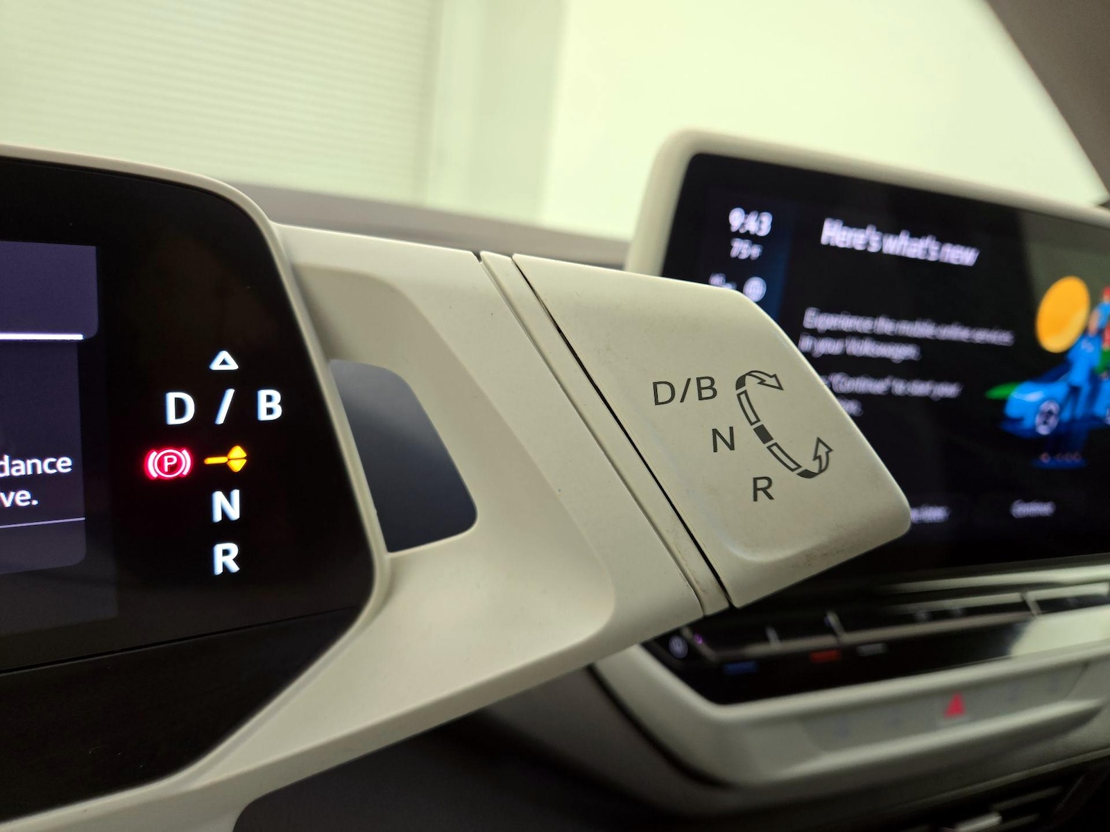 2023 Volkswagen ID.4 PRO S - Photo 18