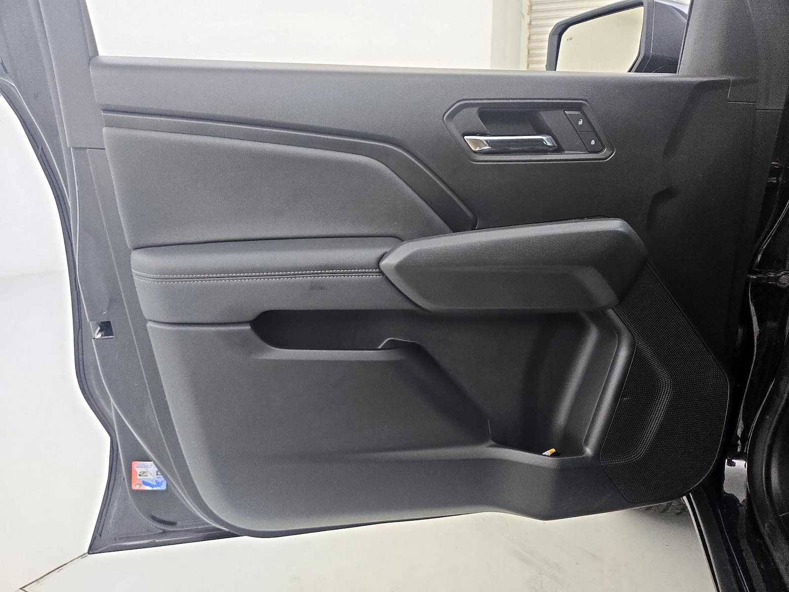 2026 Chevrolet Colorado LT - Photo 11