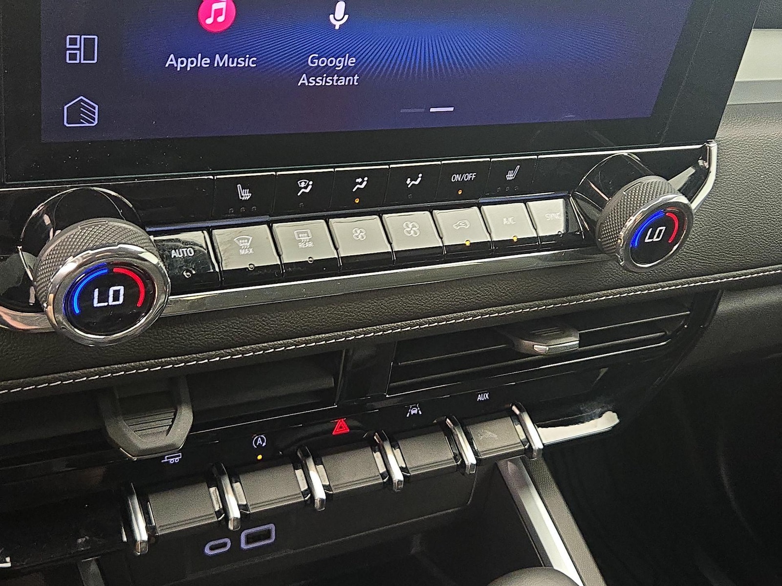 2026 Chevrolet Colorado LT - Photo 16