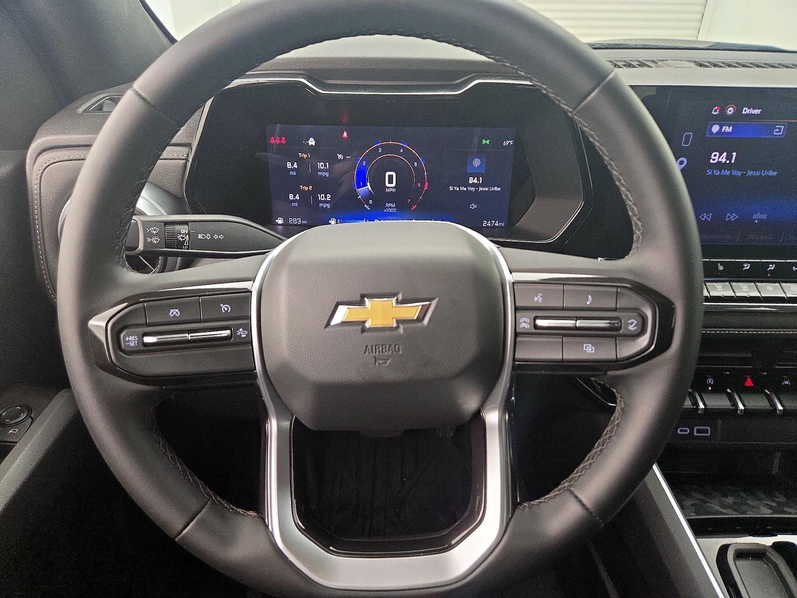 2026 Chevrolet Colorado LT - Photo 9
