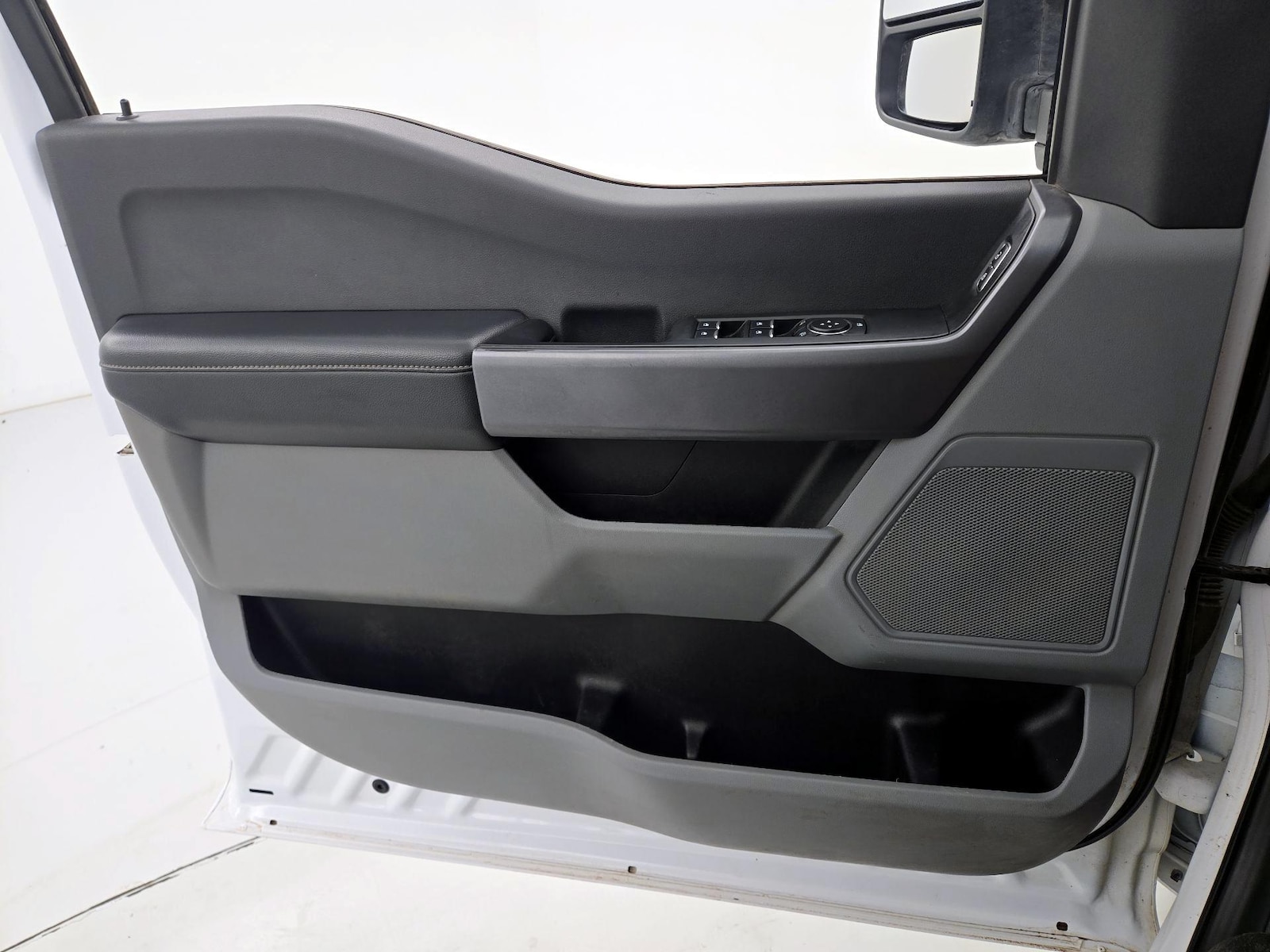 2025 Ford F-250 Super Duty XLT - Photo 13
