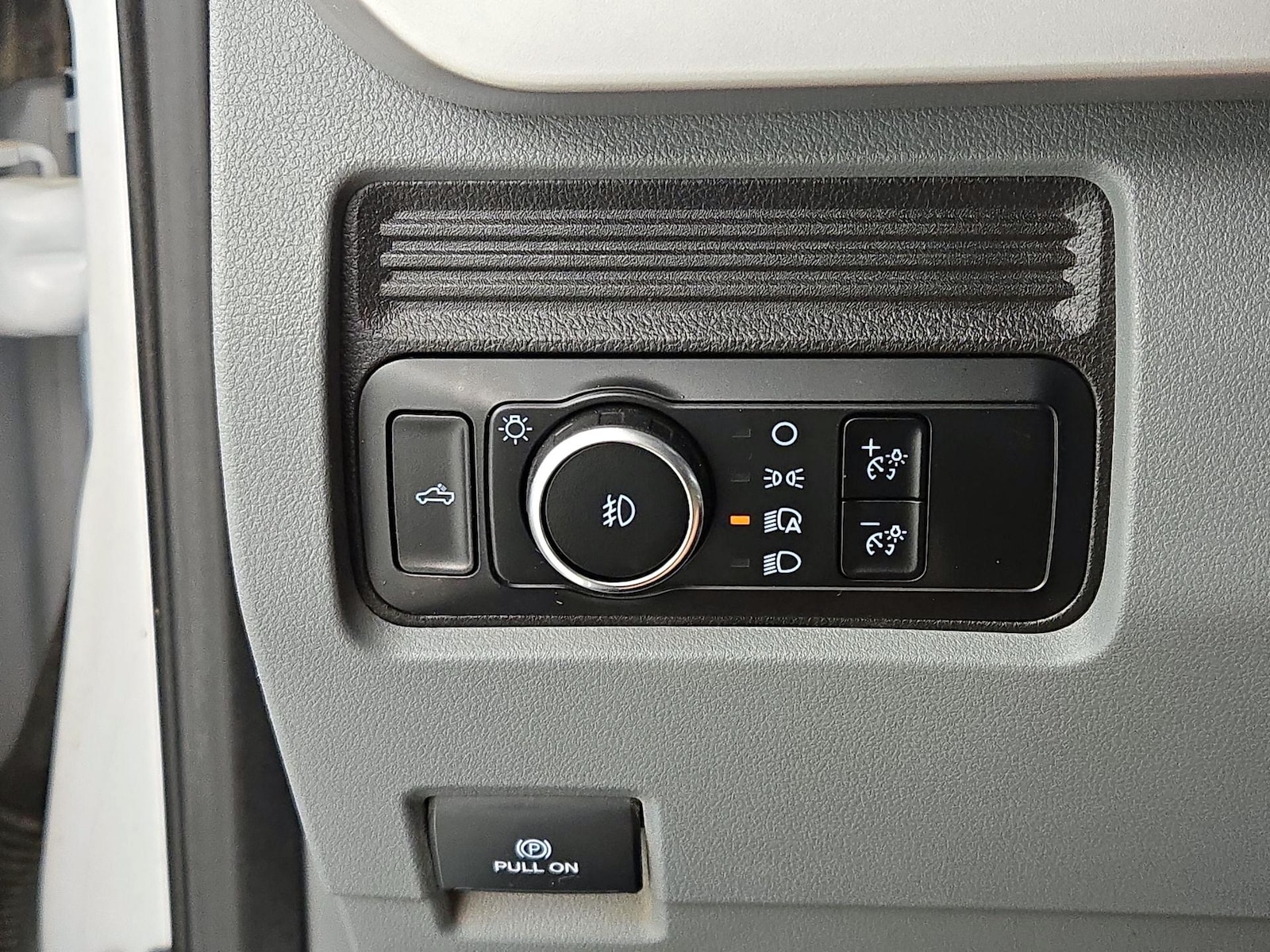 2025 Ford F-250 Super Duty XLT - Photo 14