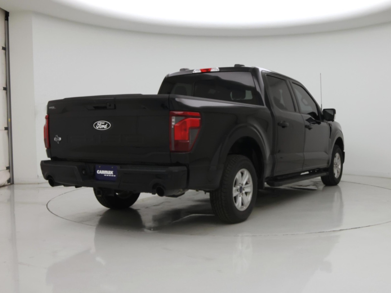 2025 Ford F-150 XLT - Photo 9
