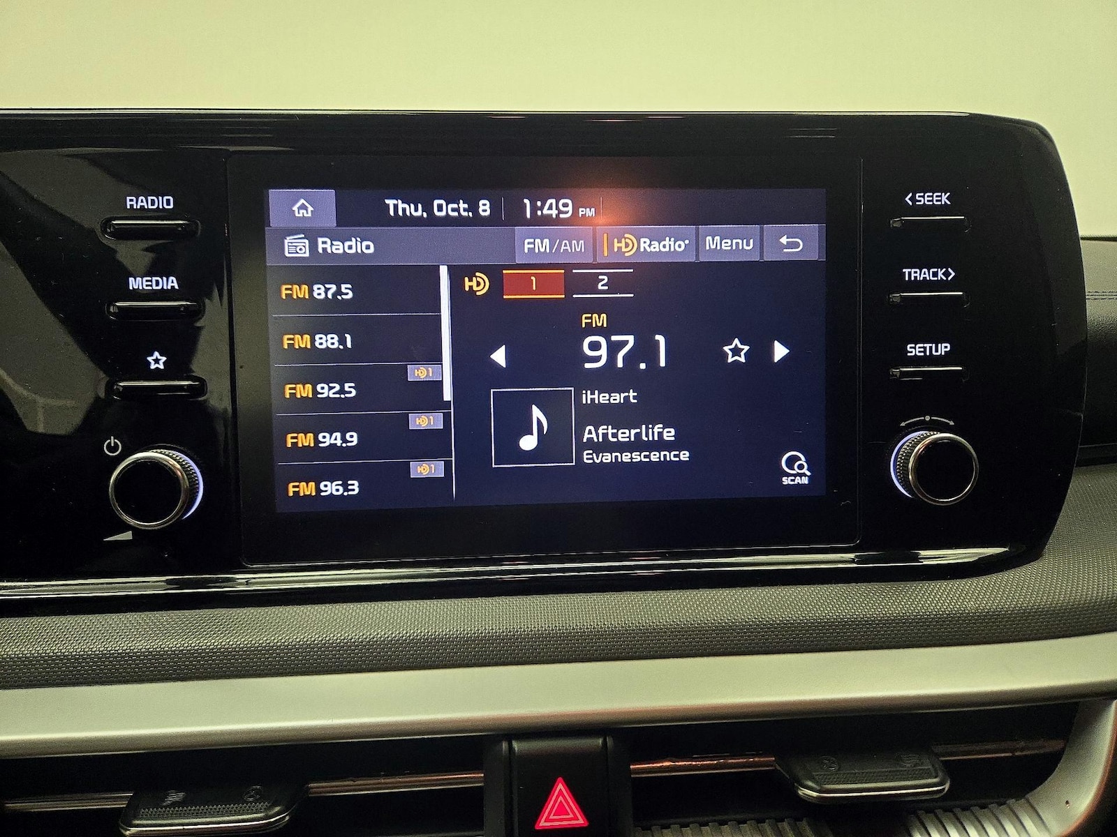 2022 Kia K5 LXS - Photo 16