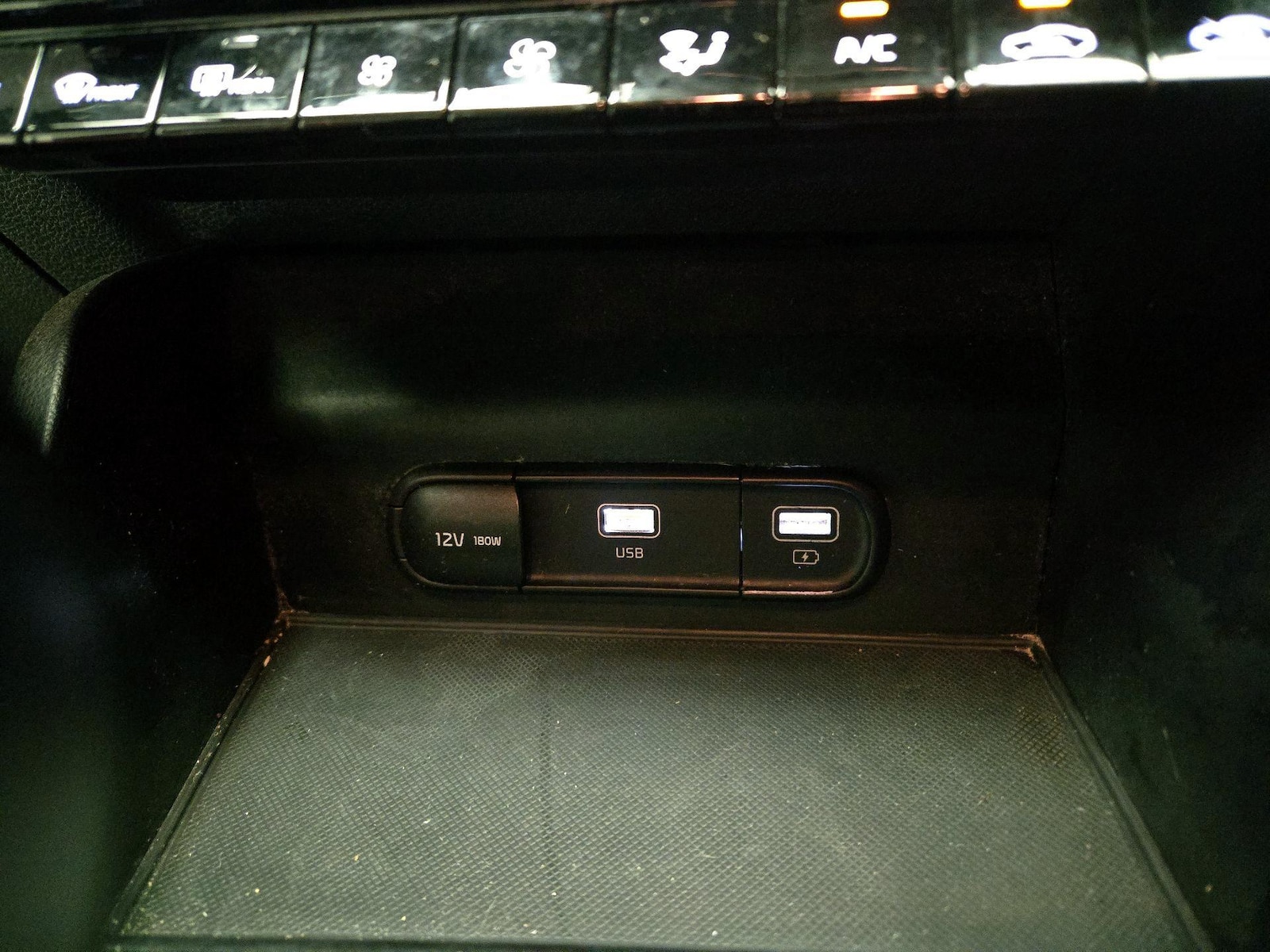 2022 Kia K5 LXS - Photo 19