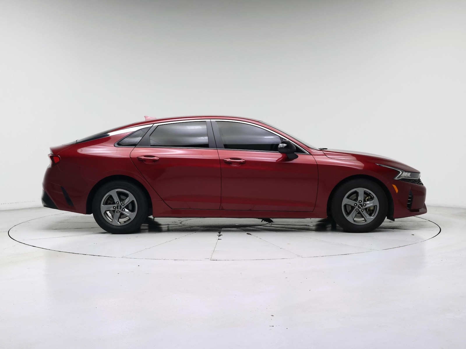 2022 Kia K5 LXS - Photo 8