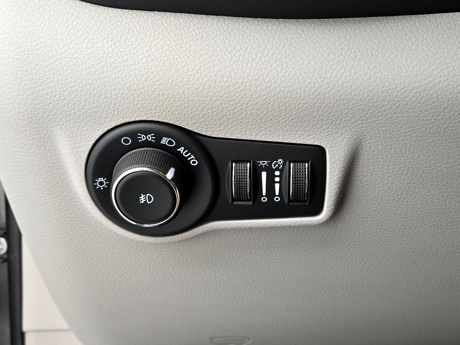 2024 Jeep Compass Latitude - Photo 14