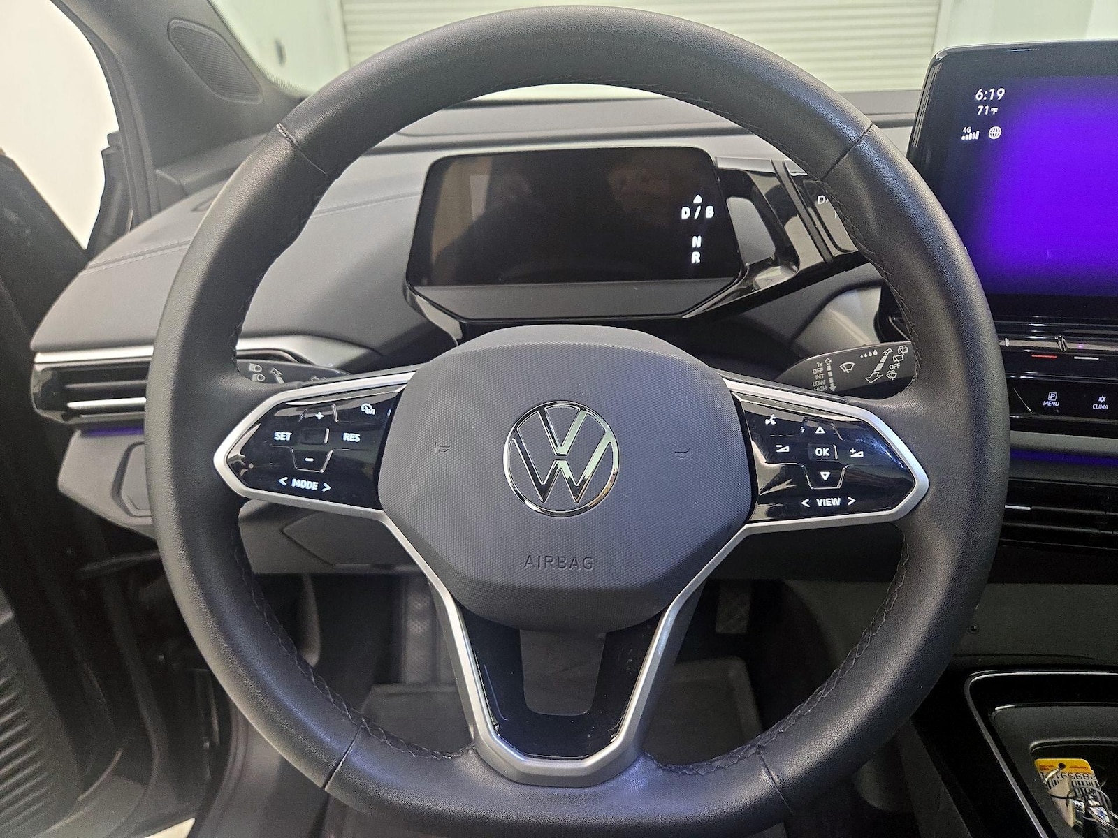 2023 Volkswagen ID.4 PRO S PLUS - Photo 11
