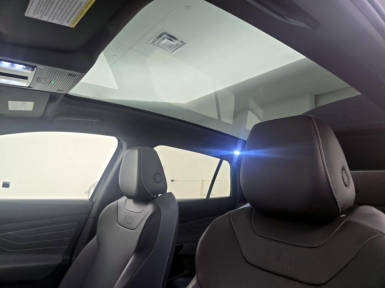 2023 Volkswagen ID.4 PRO S PLUS - Photo 20