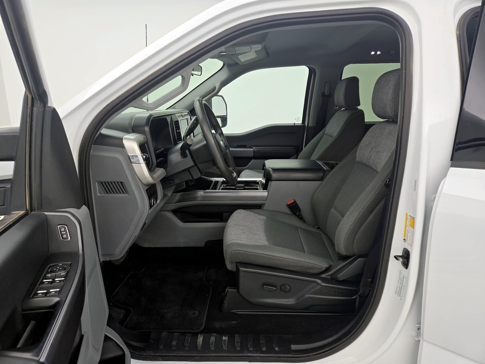 Power Seat(s) & Side Airbags