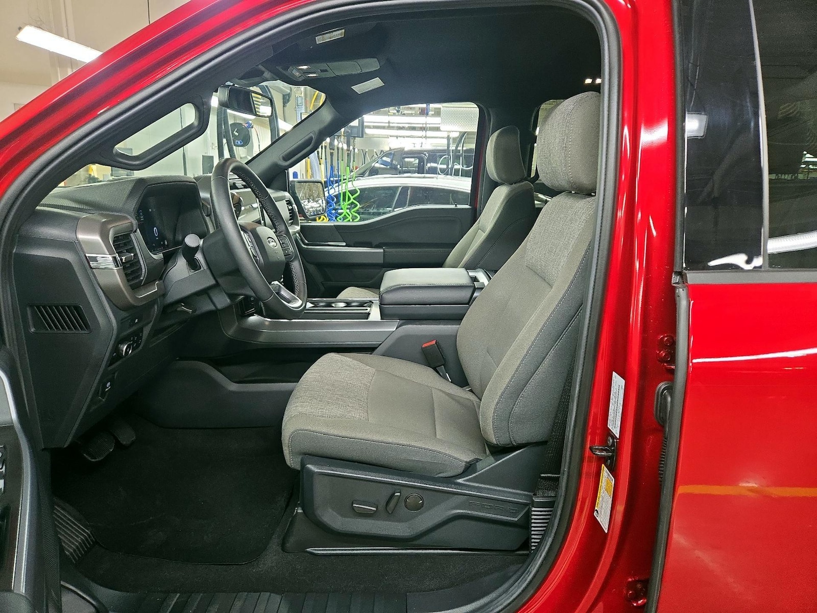 Power Seat(s) & Side Airbags