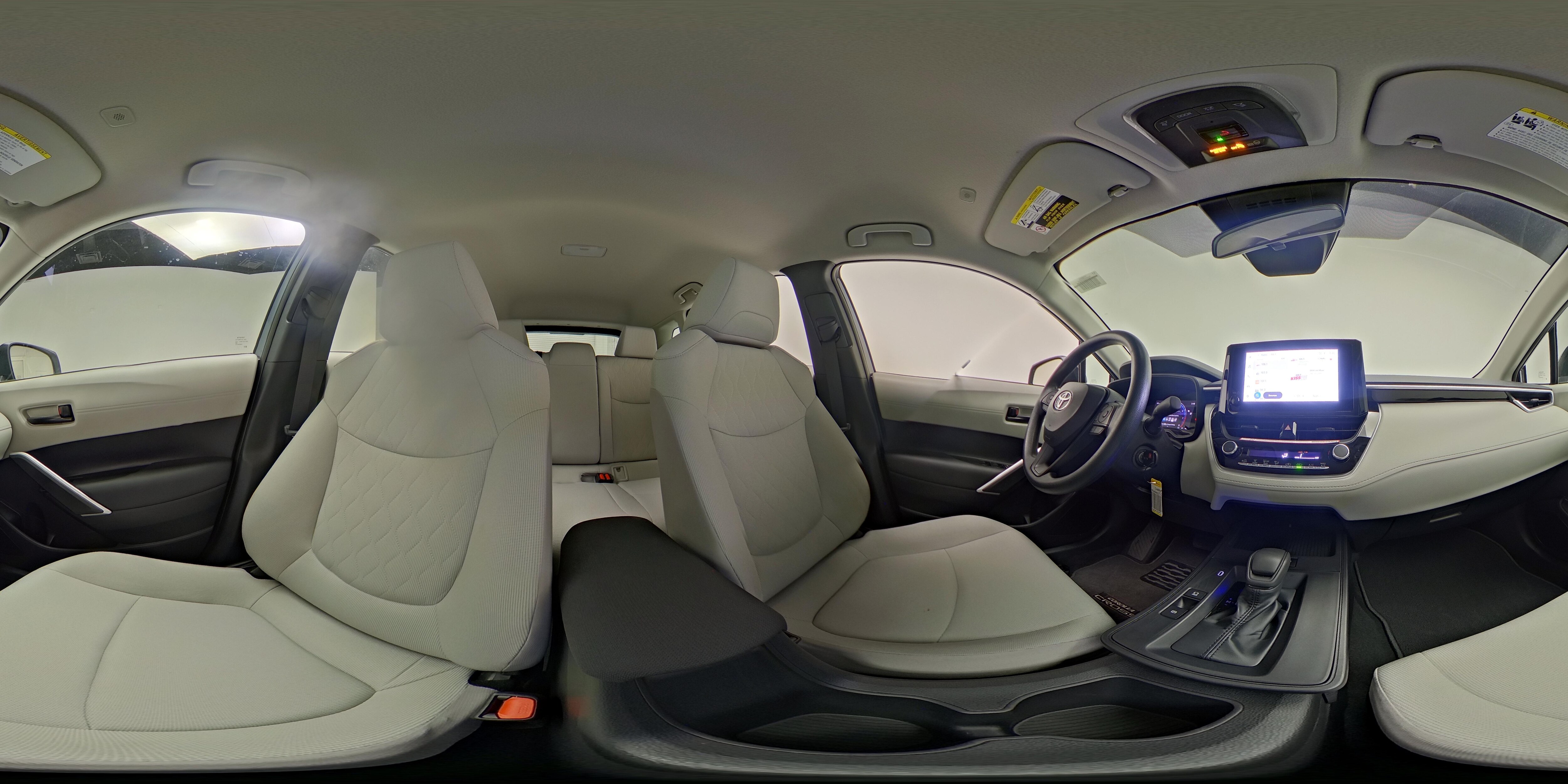 2026 Toyota Corolla Cross L - Photo 24