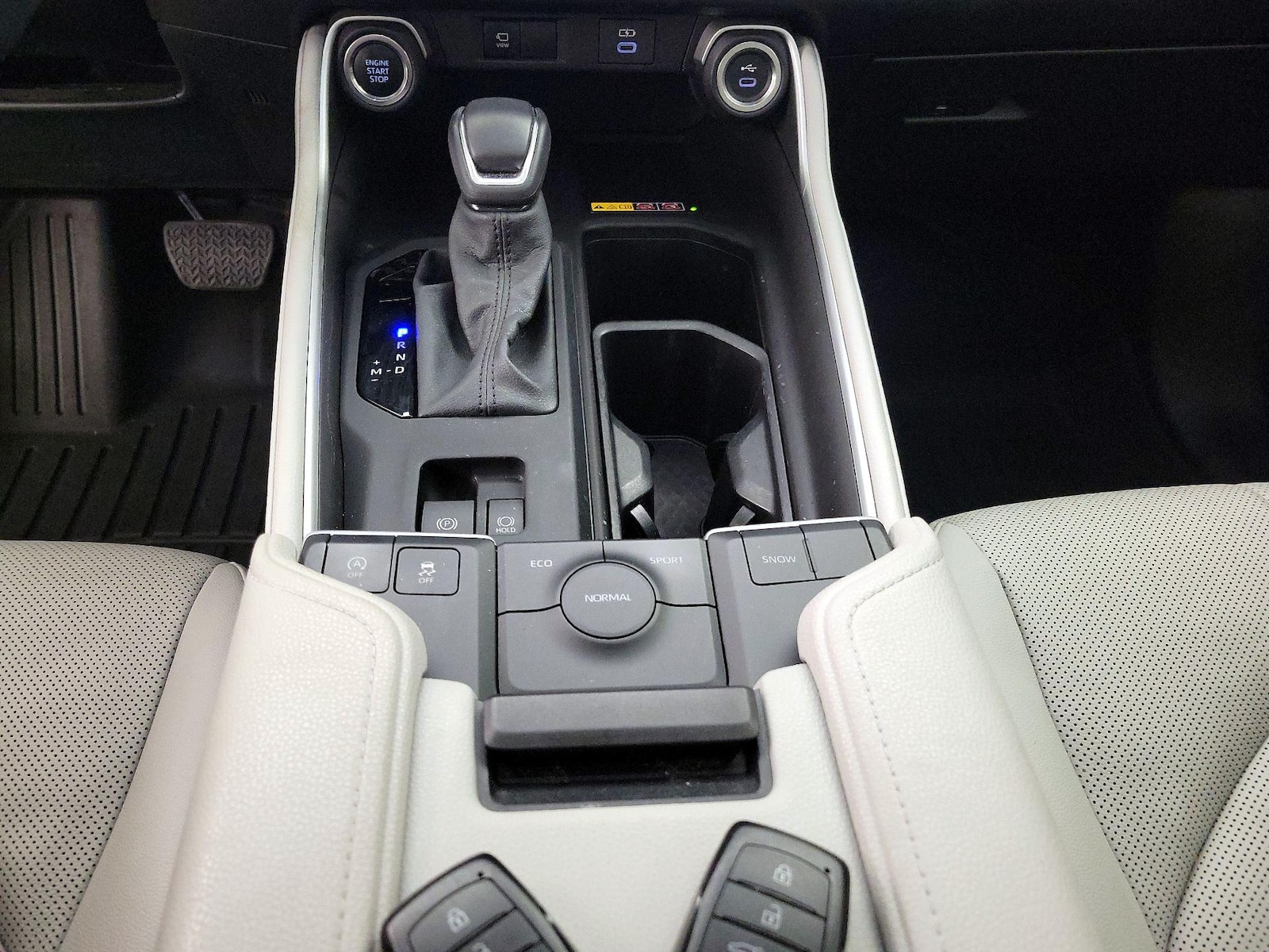 2024 Toyota Grand Highlander Limited - Photo 18