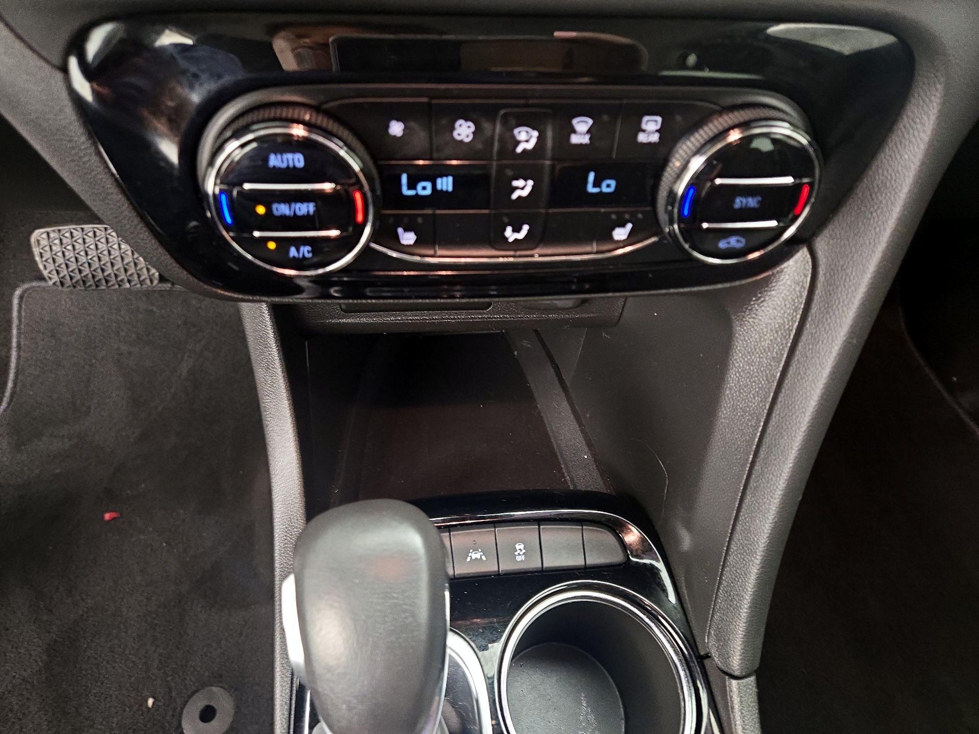 Thumbnail: 2023 Buick Encore GX - 16