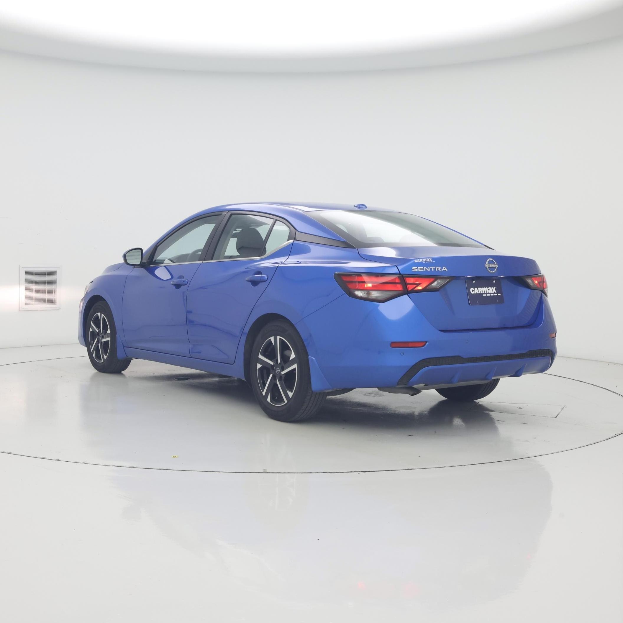 Thumbnail: 2025 Nissan Sentra - 2