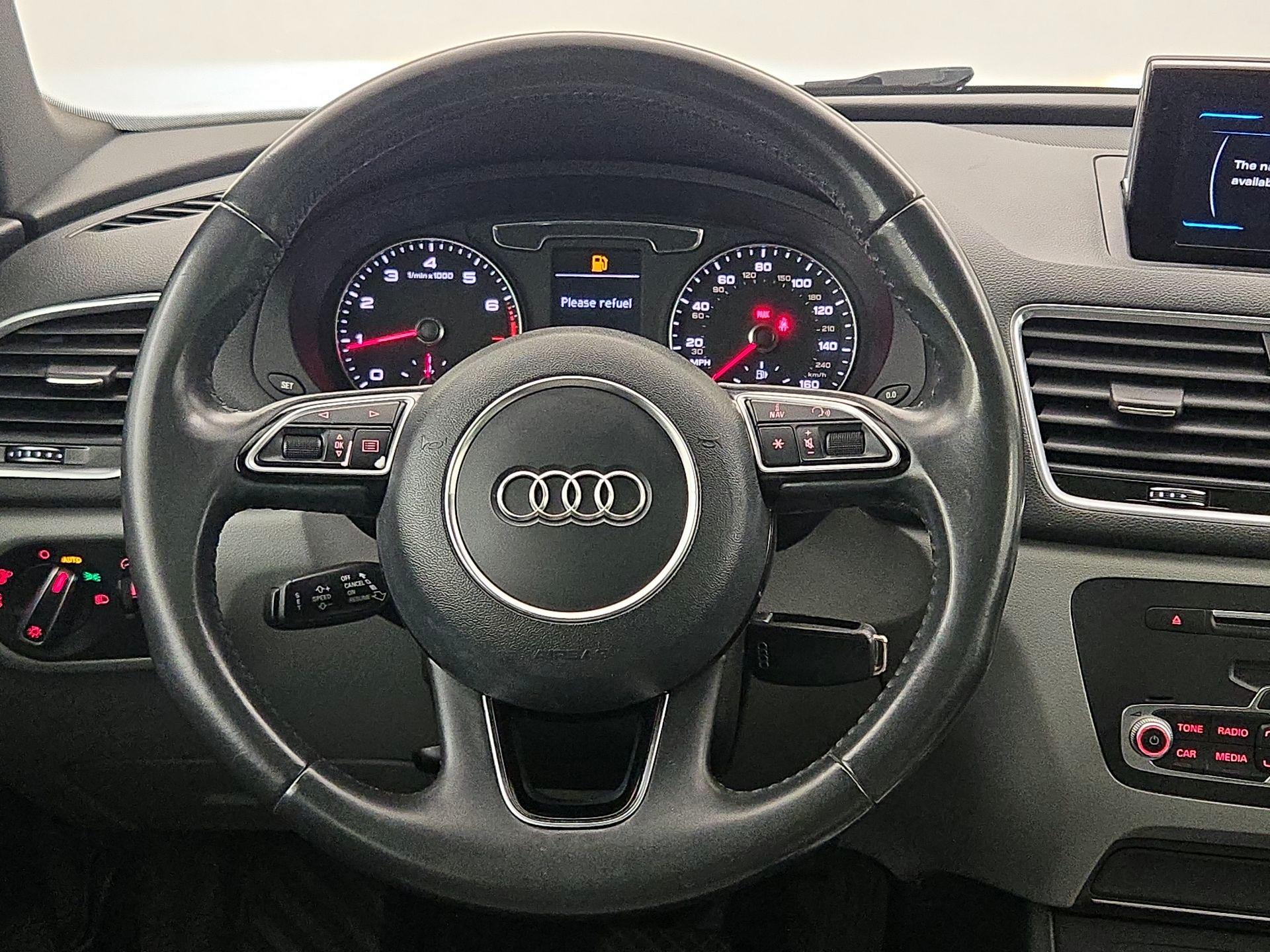 Thumbnail: 2018 Audi Q3 - 10