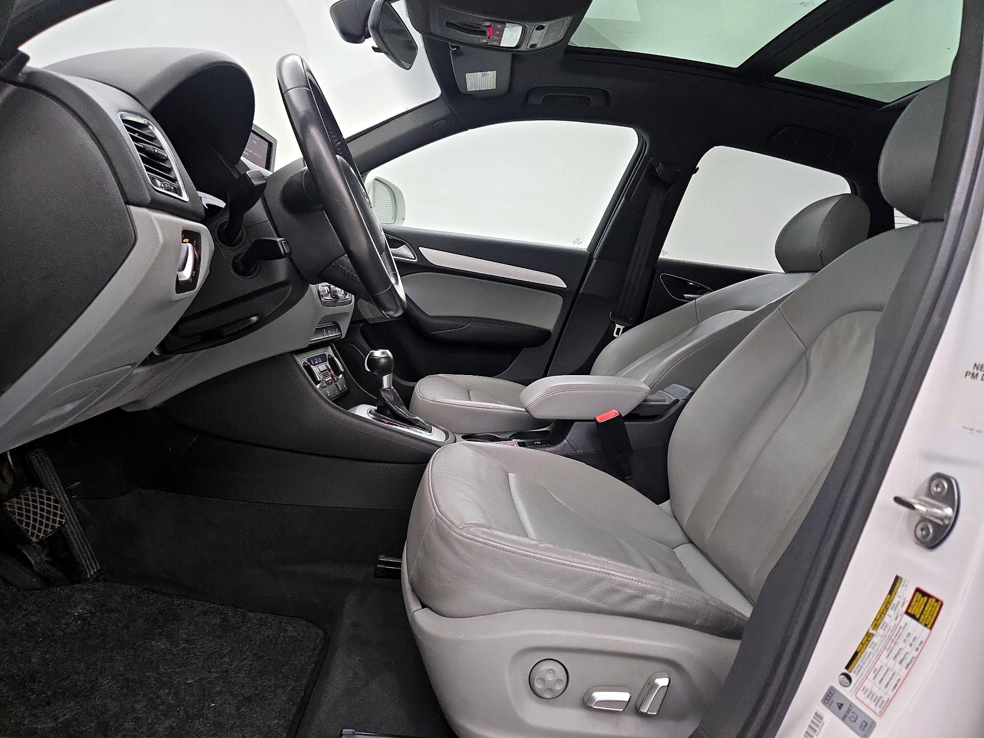 Thumbnail: 2018 Audi Q3 - 11