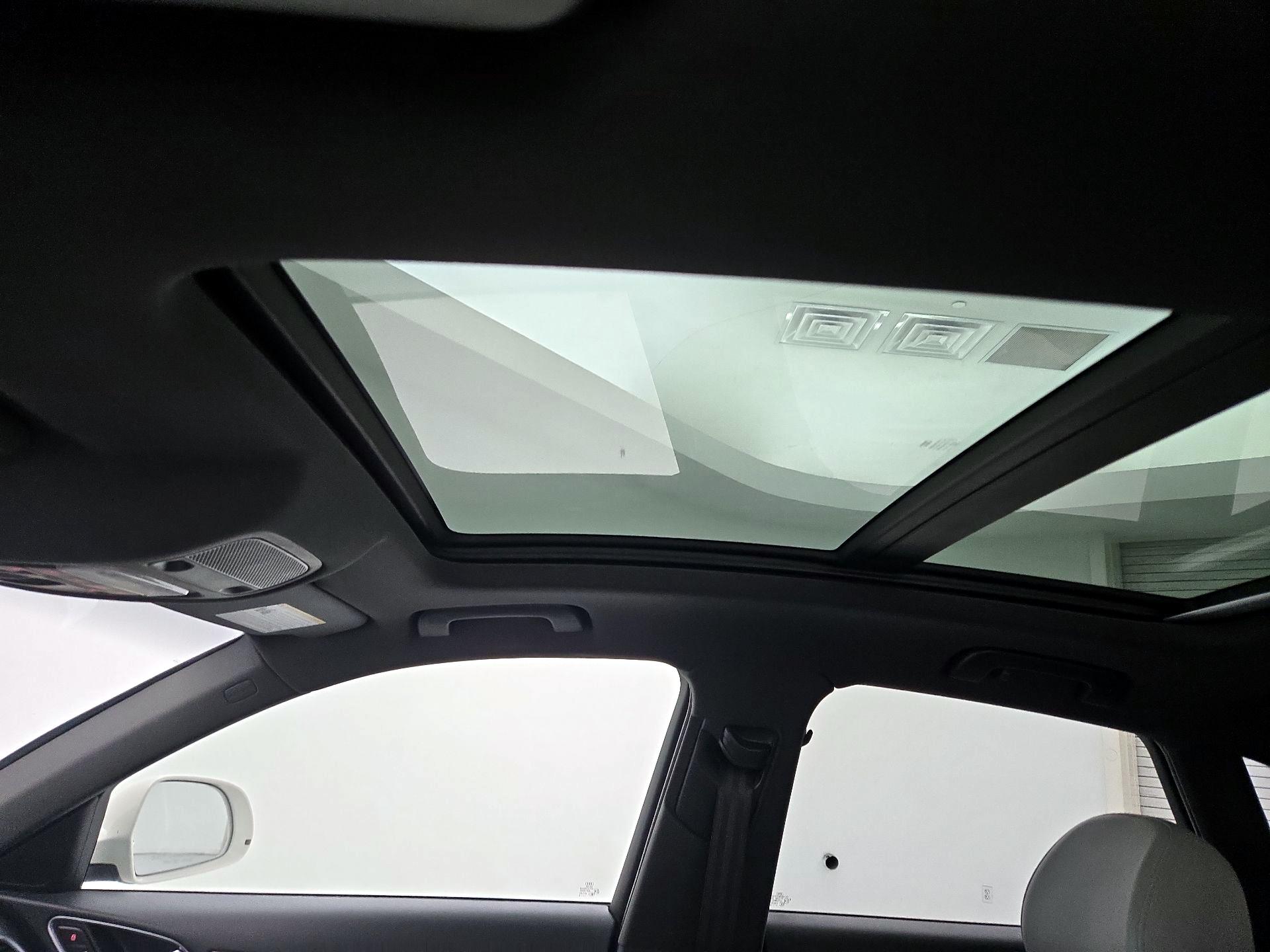 Thumbnail: 2018 Audi Q3 - 19