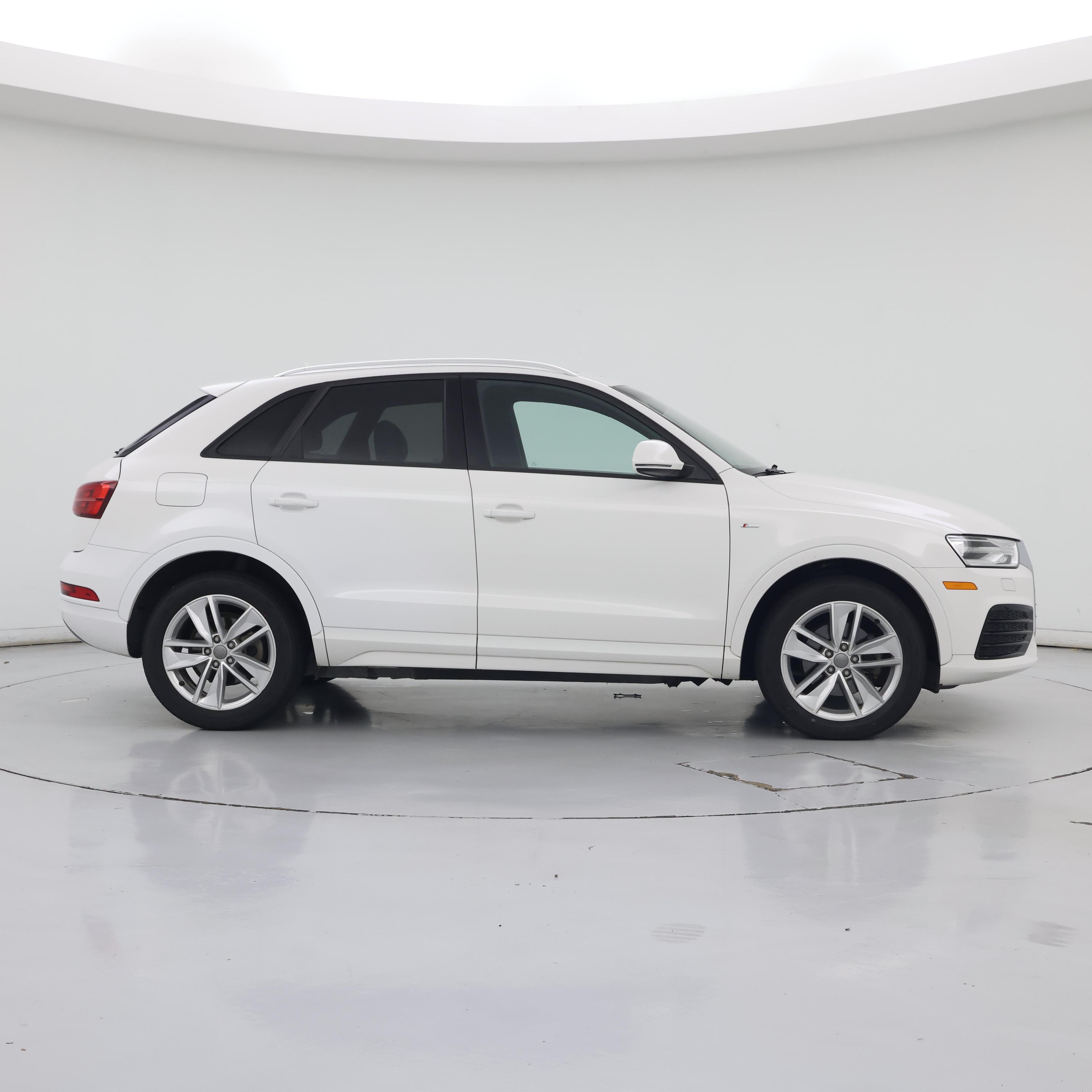 Thumbnail: 2018 Audi Q3 - 7