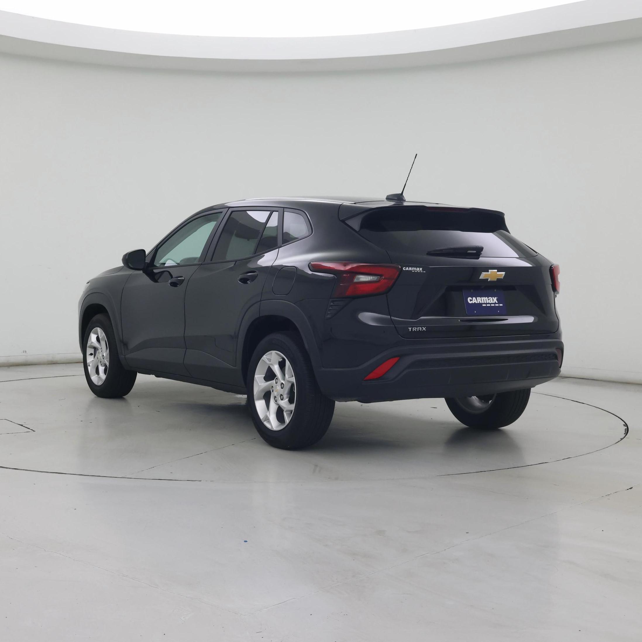Thumbnail: 2025 Chevrolet Trax - 2