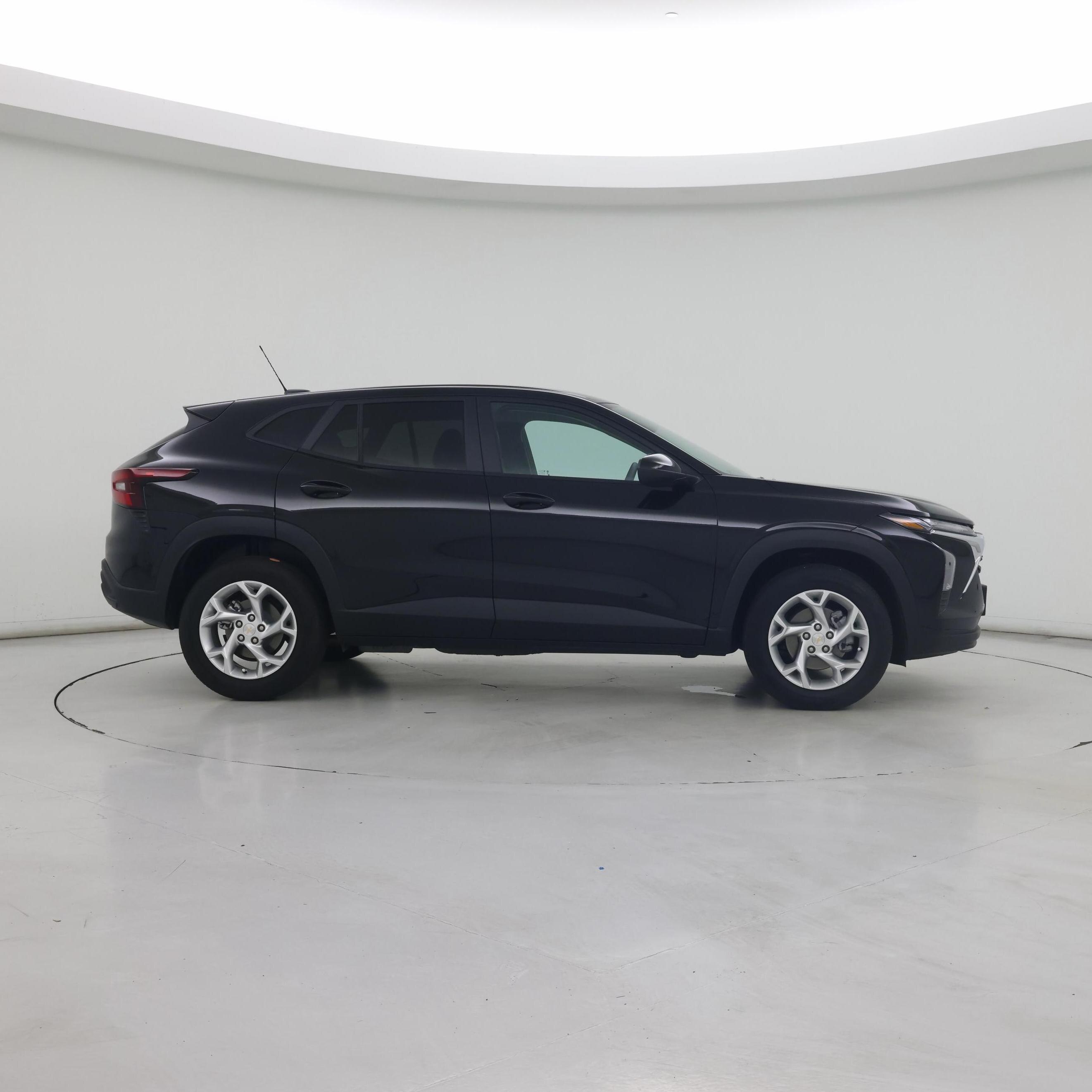 Thumbnail: 2025 Chevrolet Trax - 7