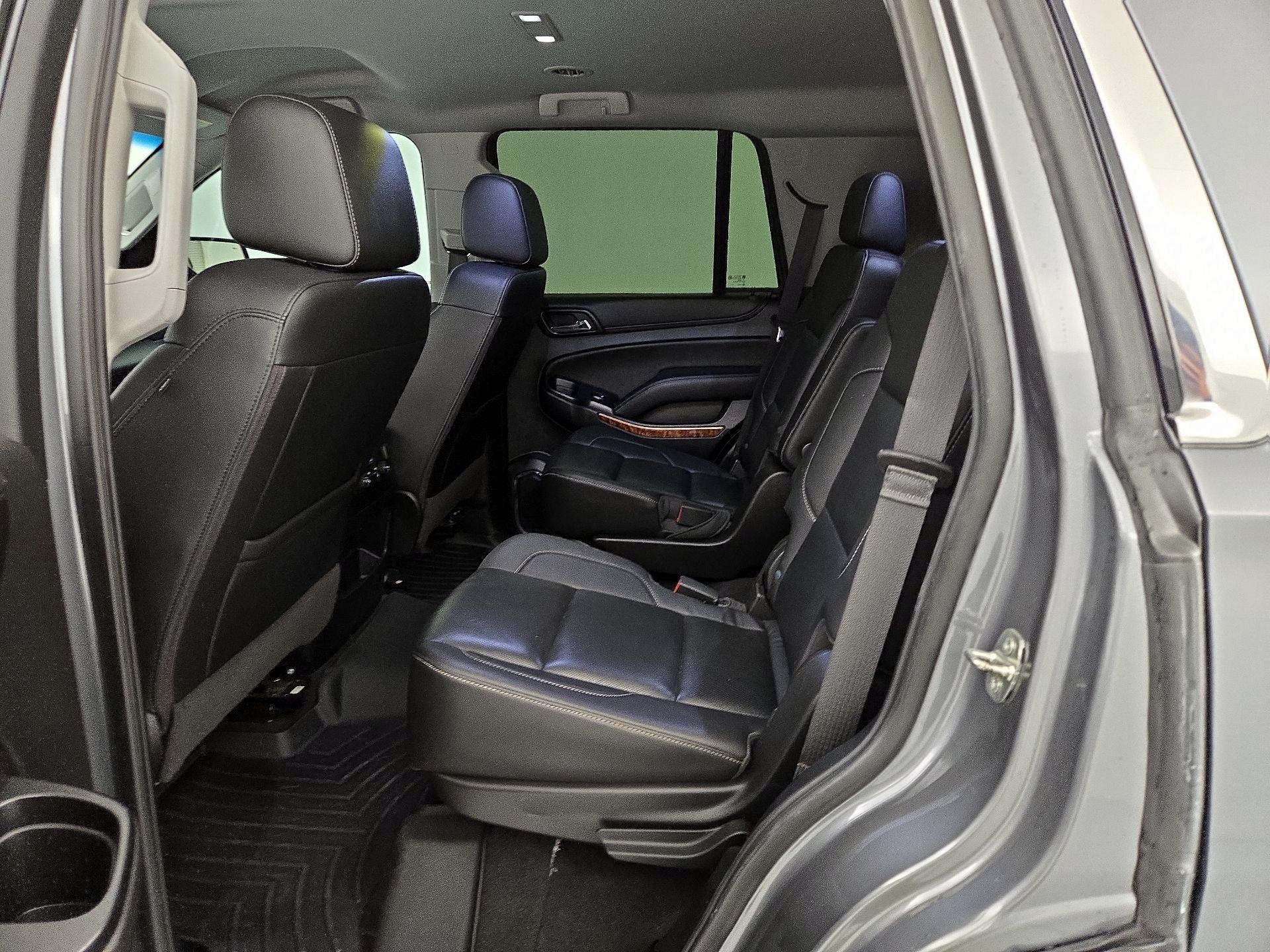 Thumbnail: 2020 Chevrolet Tahoe - 20