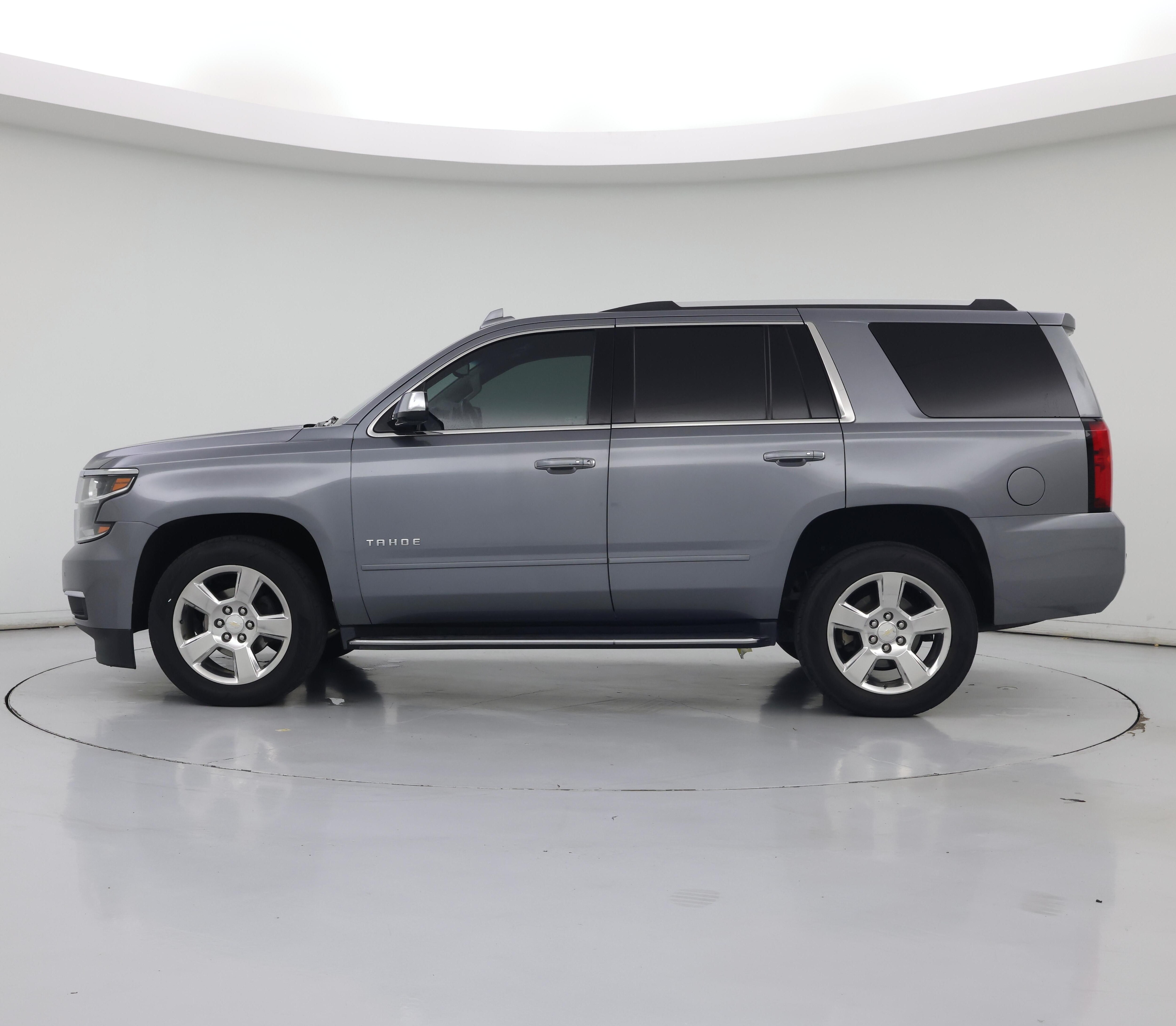 Thumbnail: 2020 Chevrolet Tahoe - 3