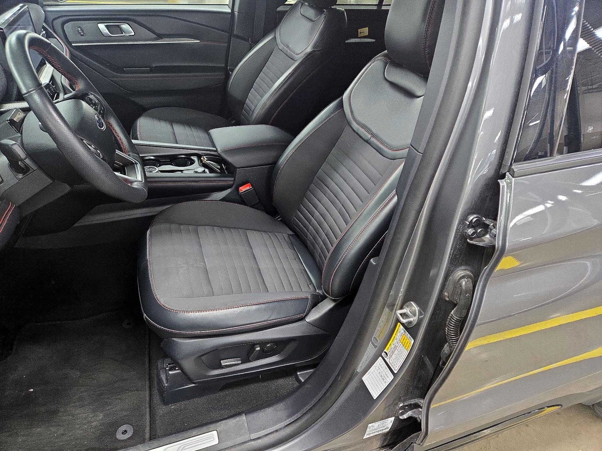 Thumbnail: 2025 Ford Explorer - 11