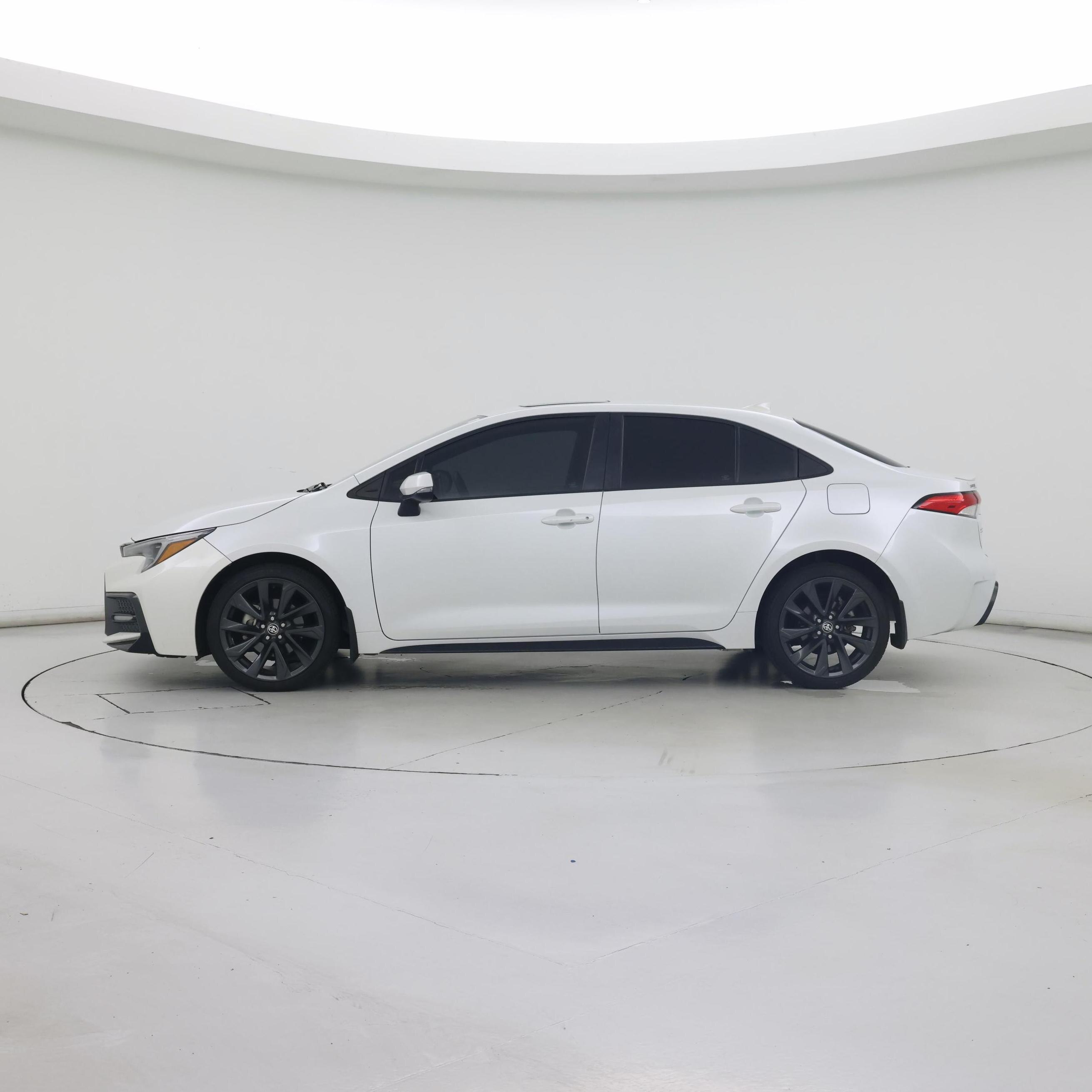 Thumbnail: 2023 Toyota Corolla - 3