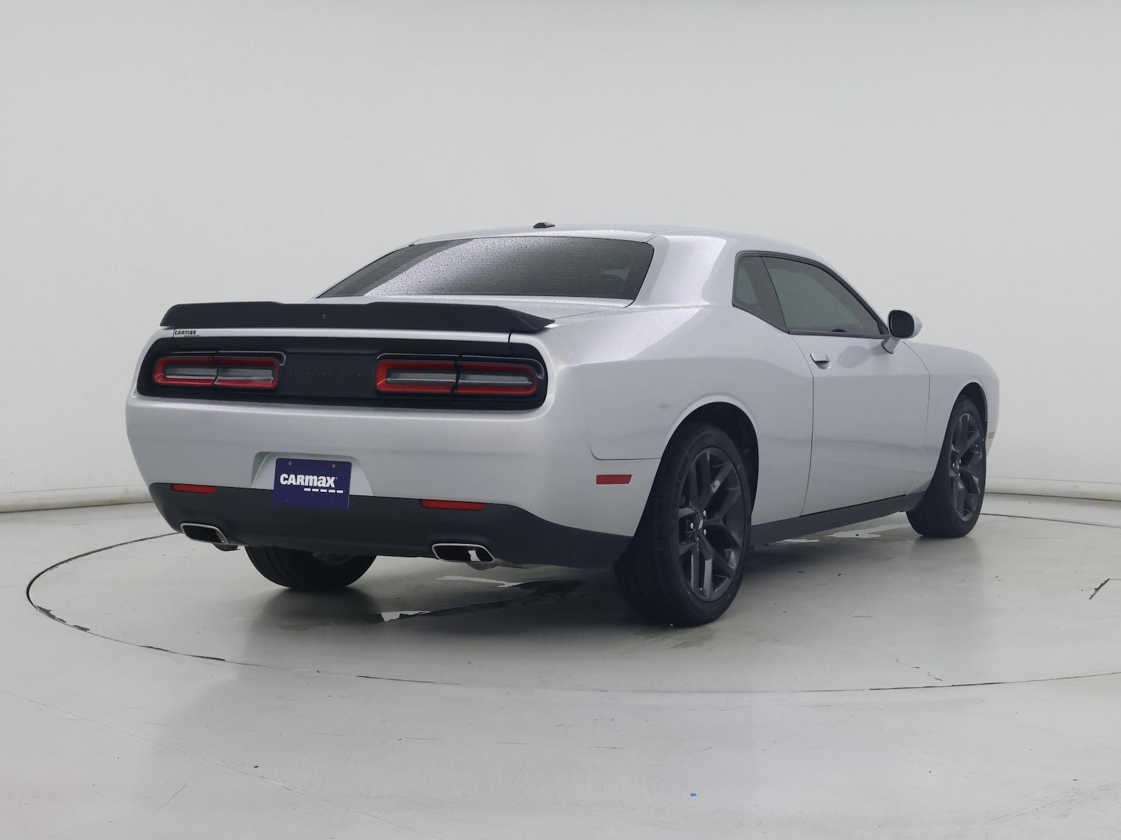 2023 Dodge Challenger SXT - Photo 9