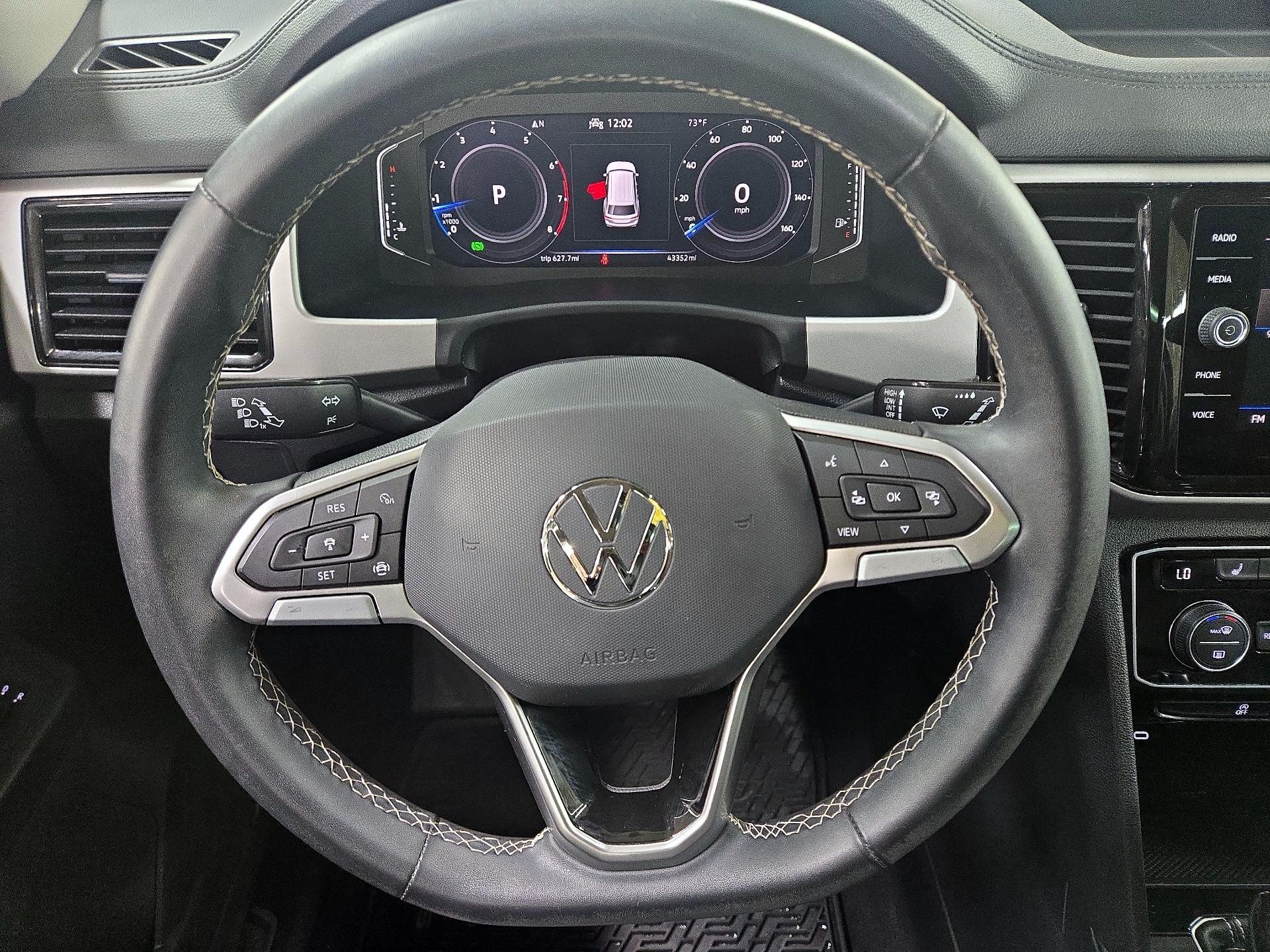 Thumbnail: 2022 Volkswagen Atlas - 10