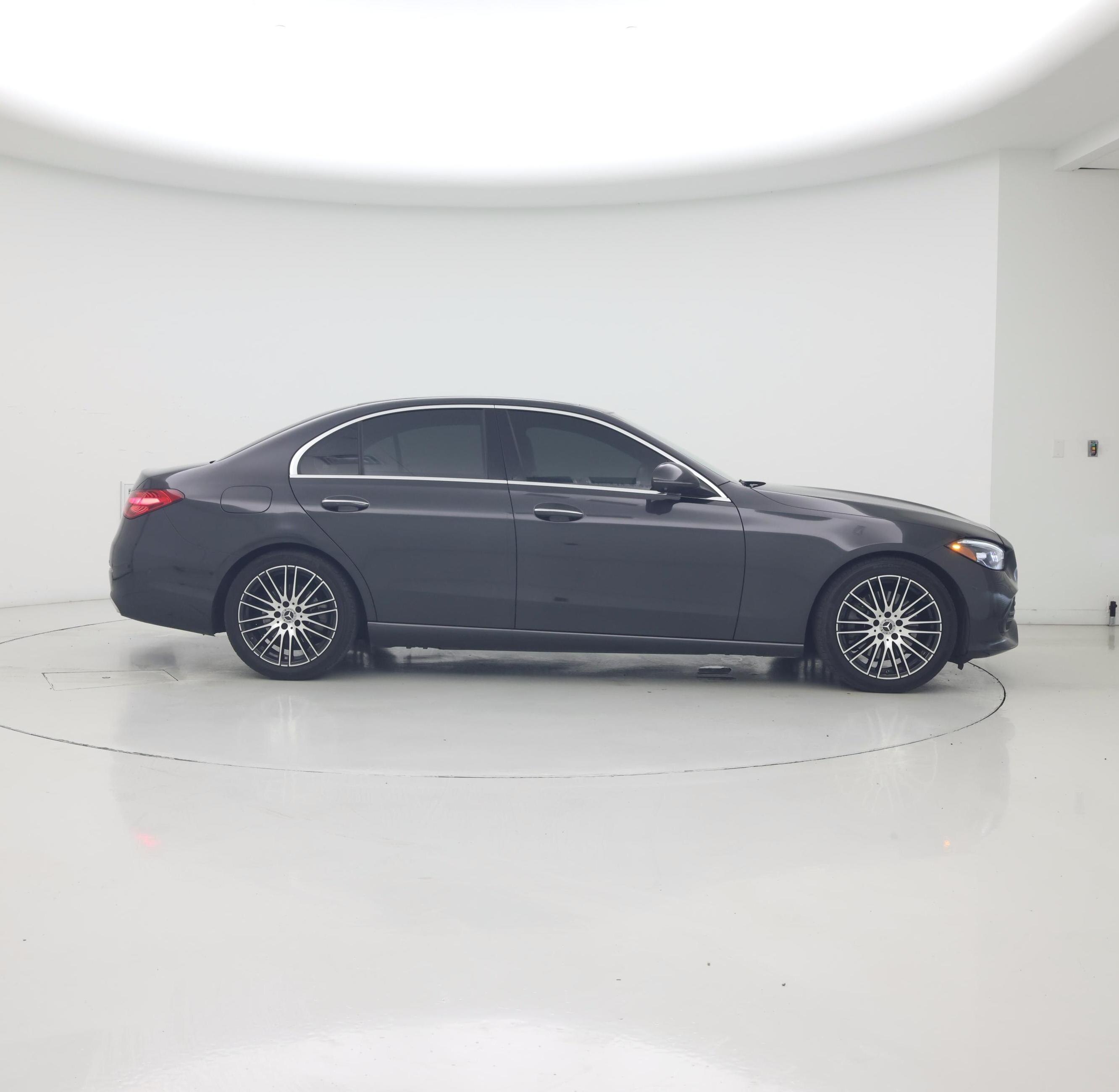 Thumbnail: 2022 Mercedes-Benz C-Class - 7