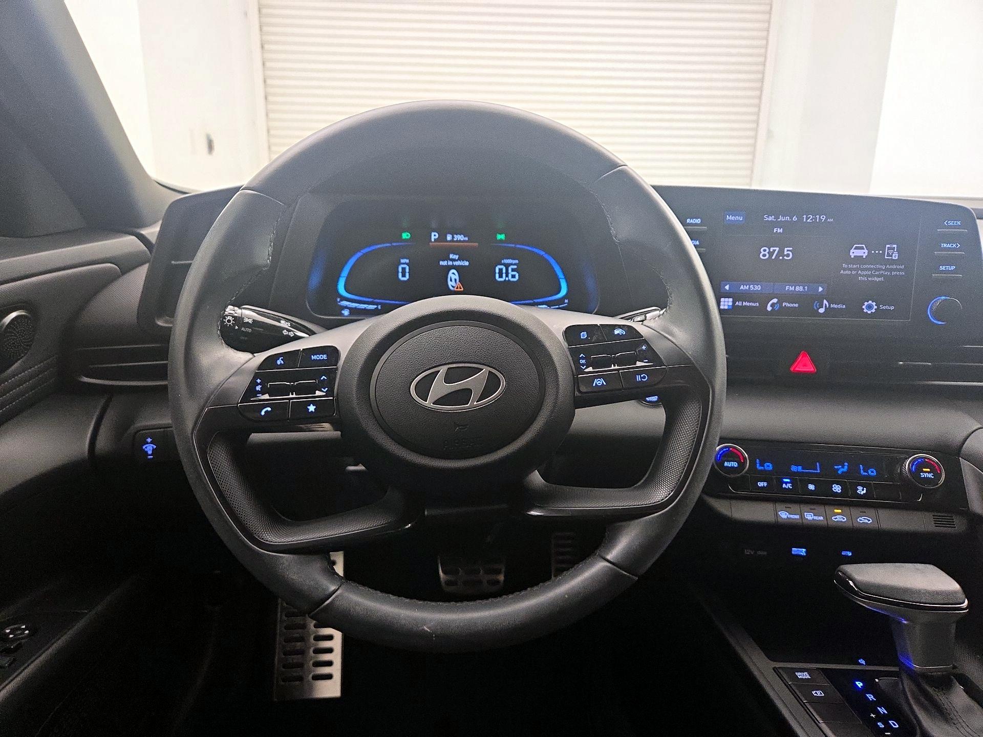 Thumbnail: 2025 Hyundai Elantra - 10