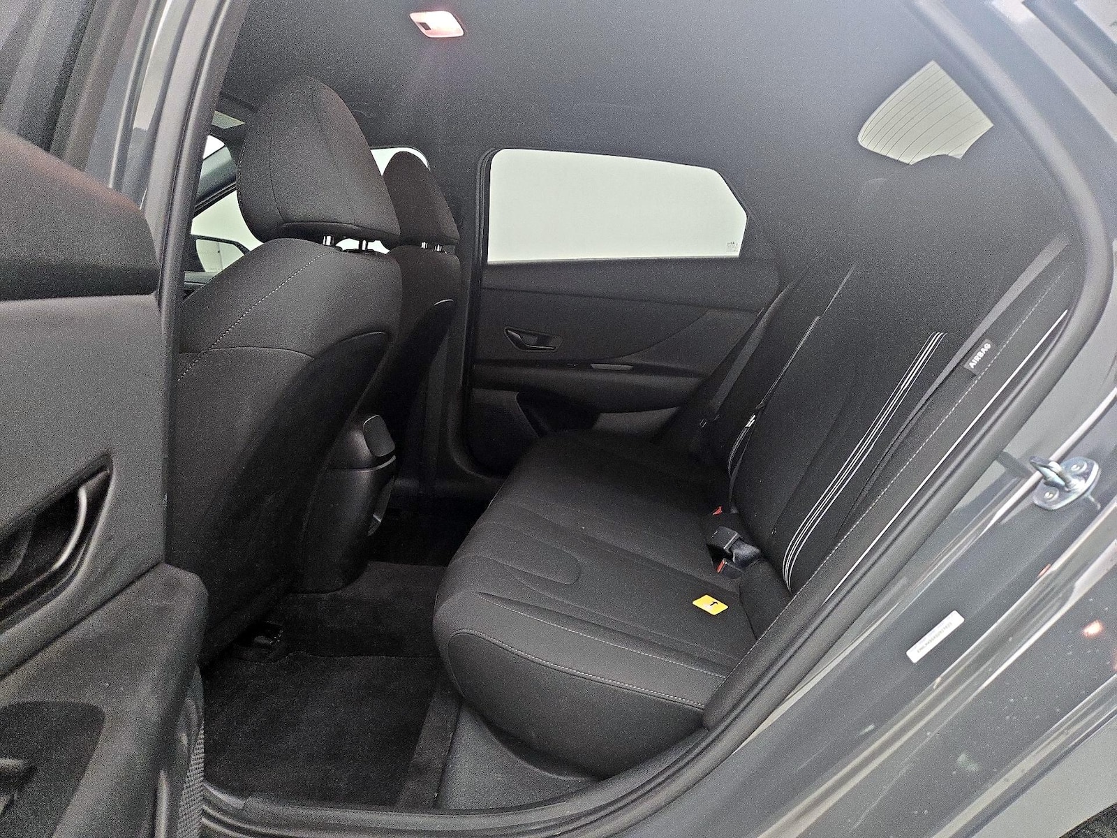 2025 Hyundai Elantra SEL - Photo 20