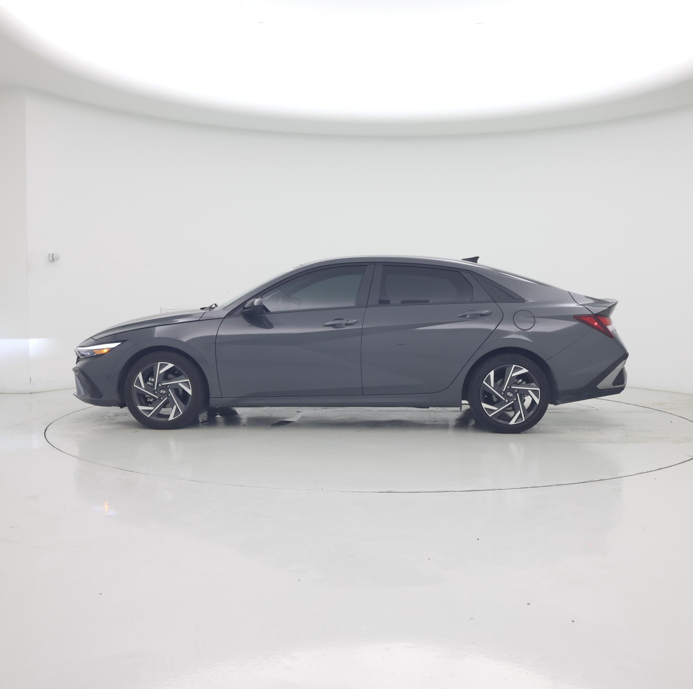 Thumbnail: 2025 Hyundai Elantra - 5