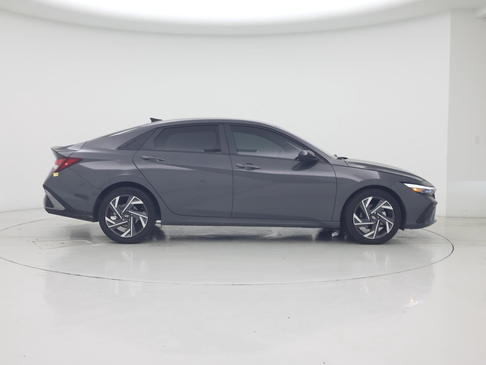 2025 Hyundai Elantra SEL - Photo 9
