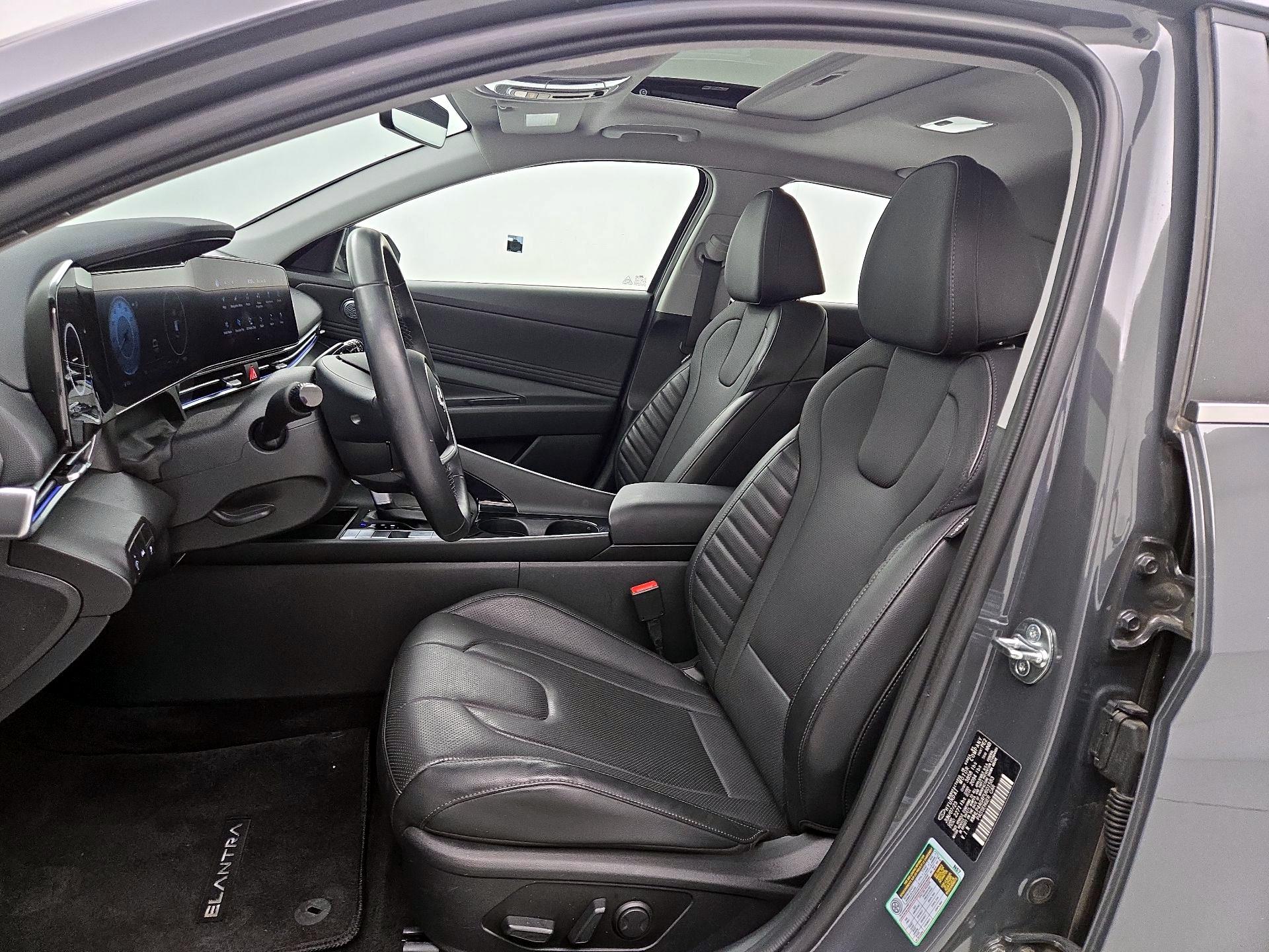 Thumbnail: 2023 Hyundai Elantra - 11